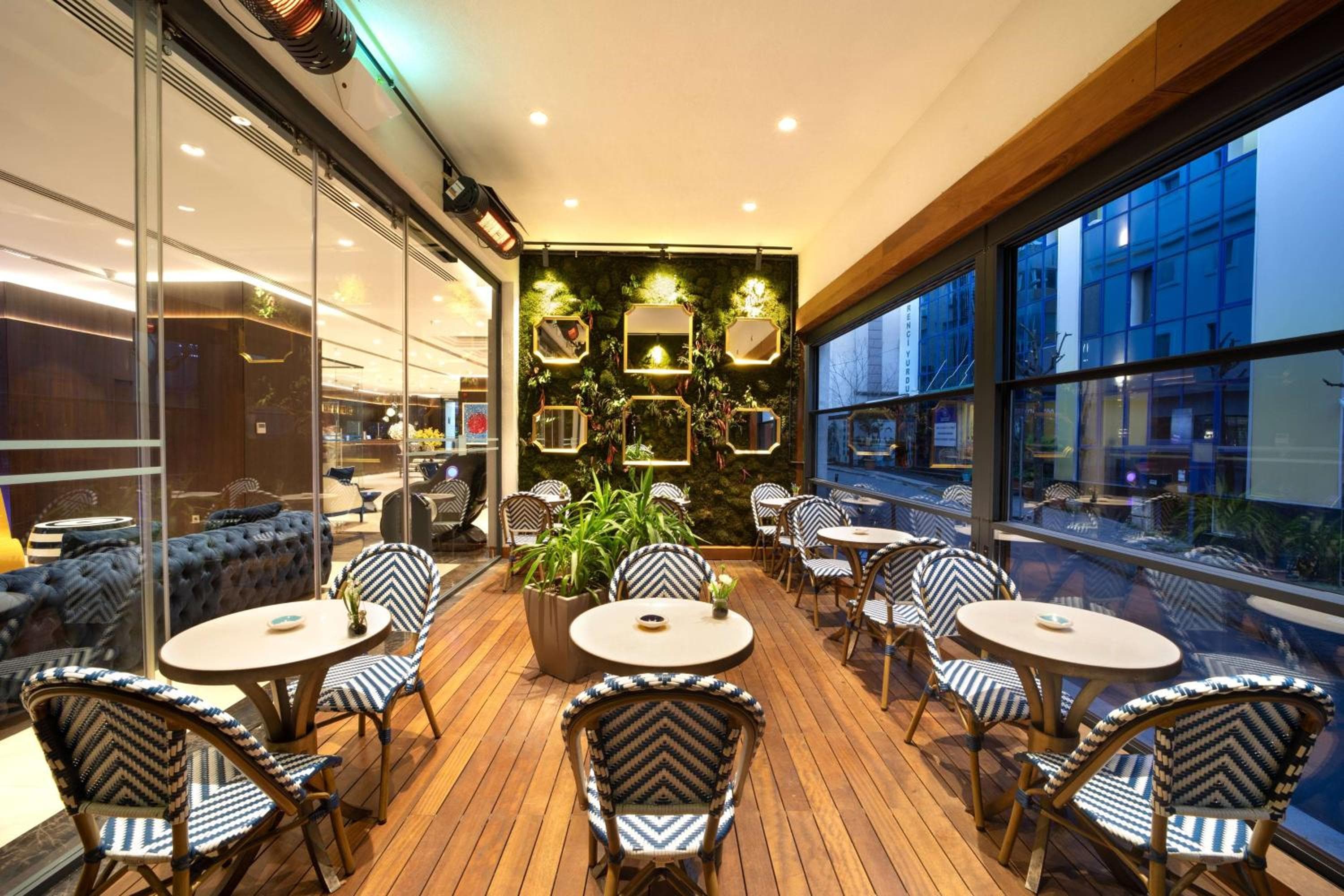 TRYP By Wyndham Istanbul Sisli Hotel — 15