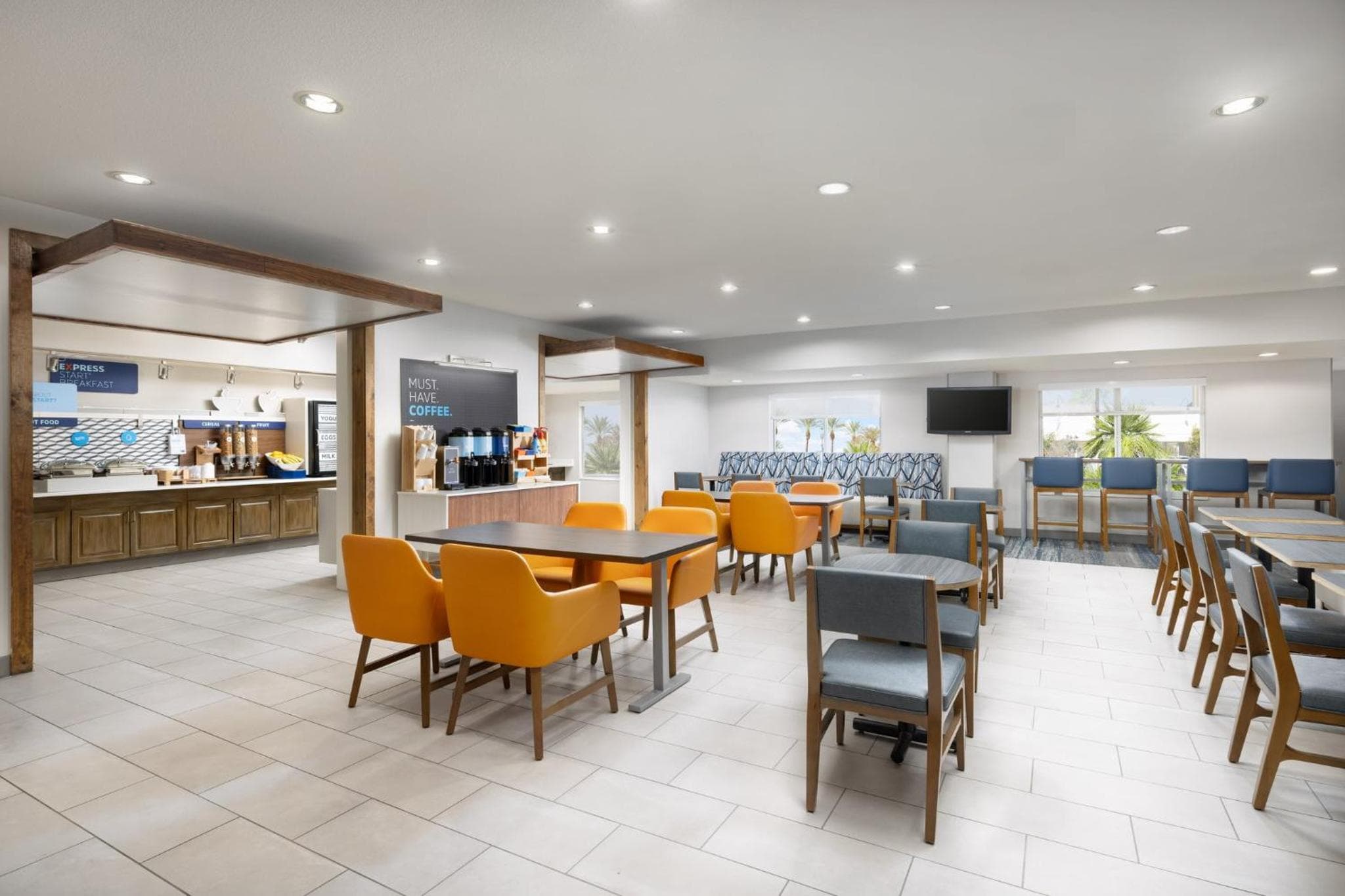Holiday Inn Express Las Vegas Stadium Area by IHG — 2