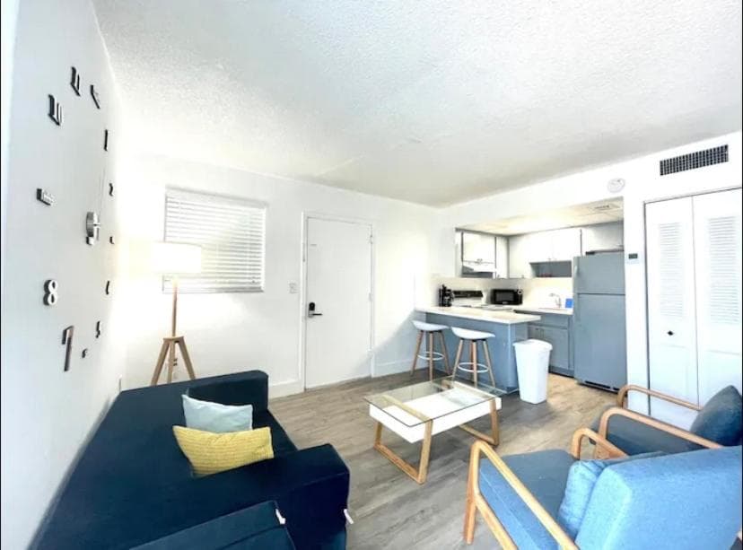 EcoStays Apartment Near Miami Airport - 303 — 6