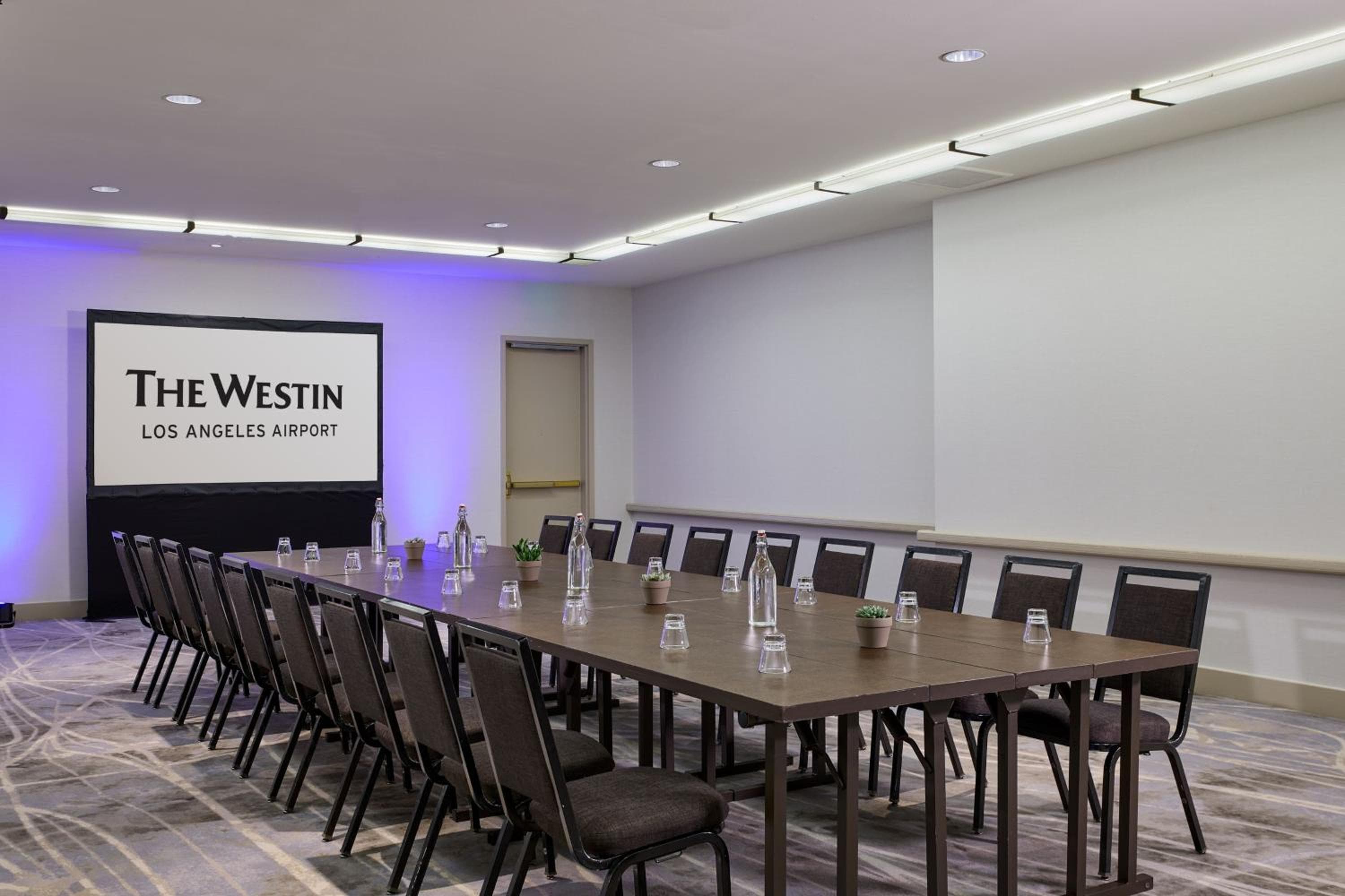 The Westin Los Angeles Airport — 6