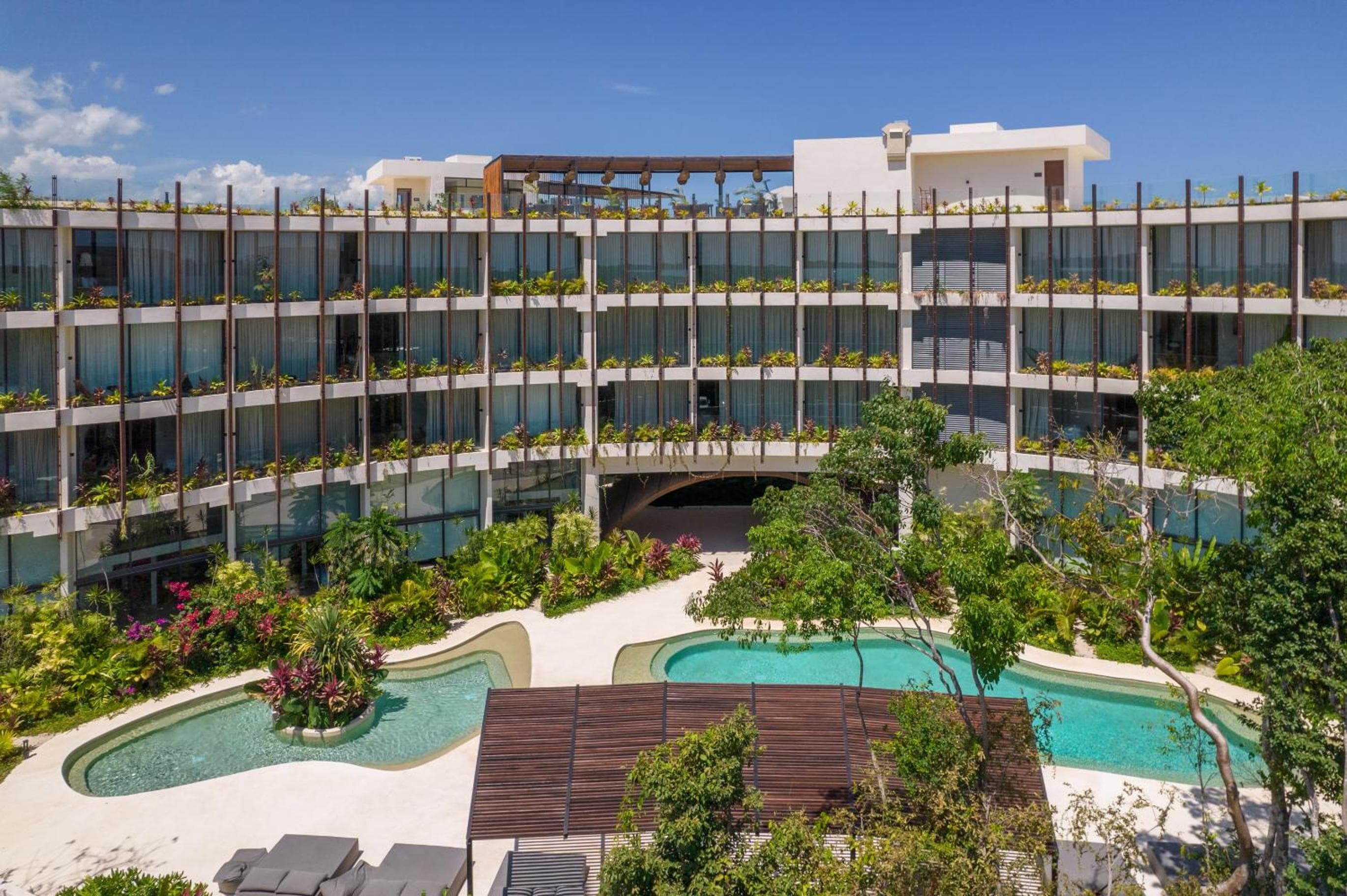 Mistiq Gardens — 6