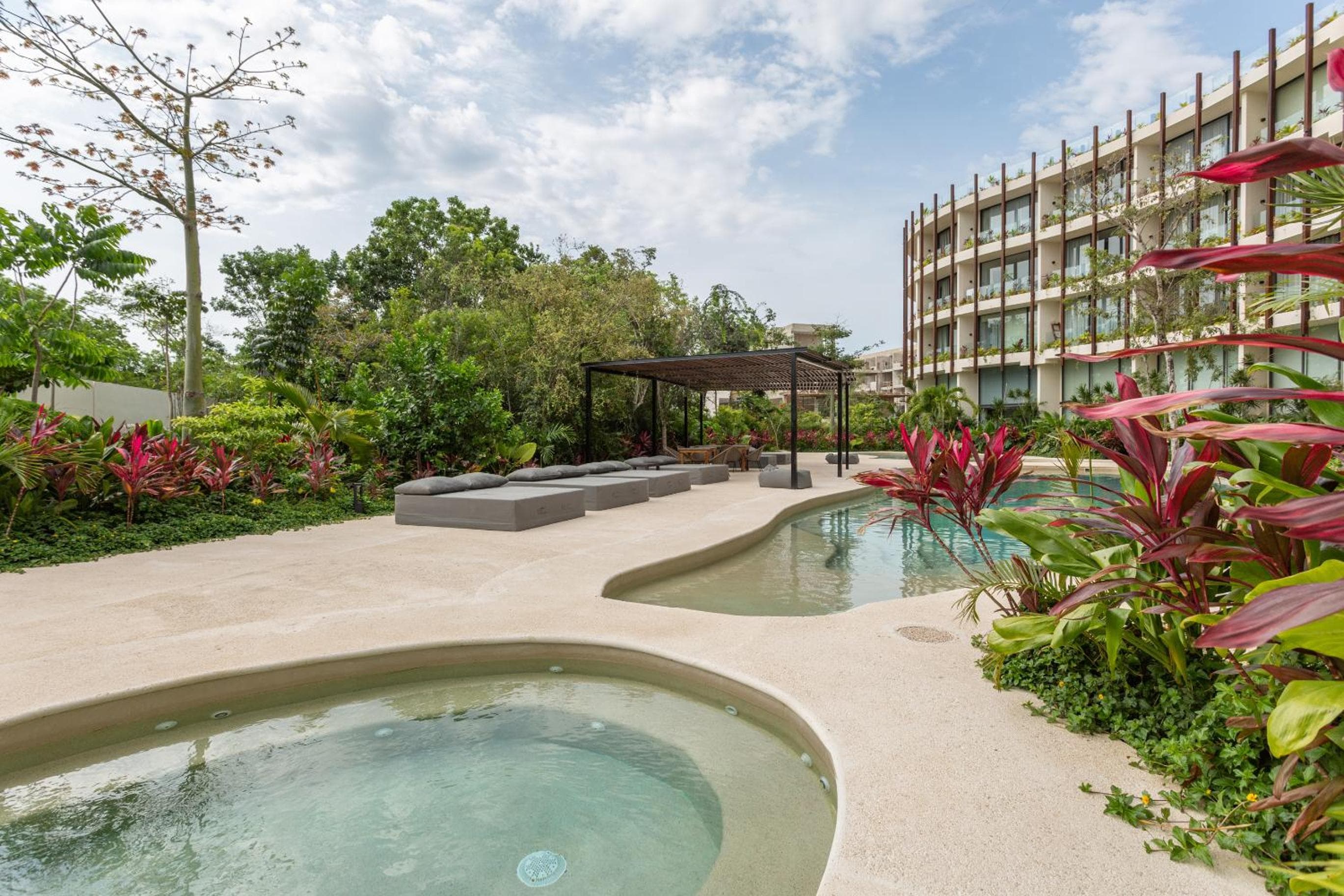 Mistiq Gardens — 13