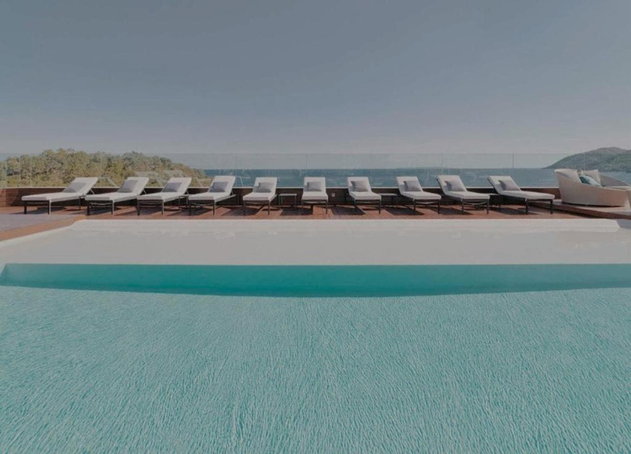 Aguas de Ibiza Grand Luxe Hotel - Piccolo hotel di lusso nel mondo — 2
