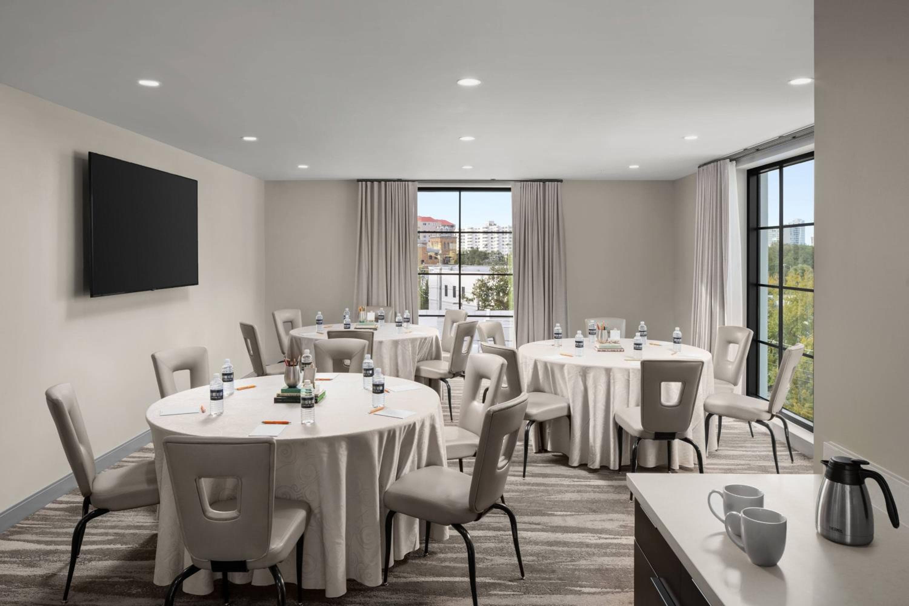 Epicurean Hotel, Autograph Collection — 12
