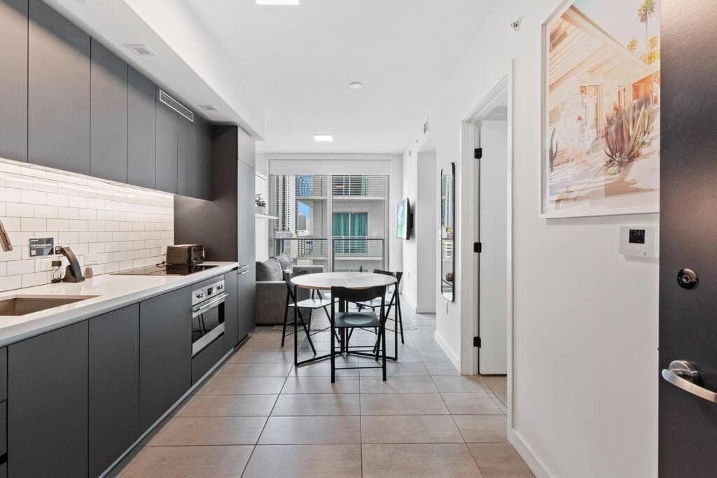 Downtown Miami Yotel 1 Bedroom — 14