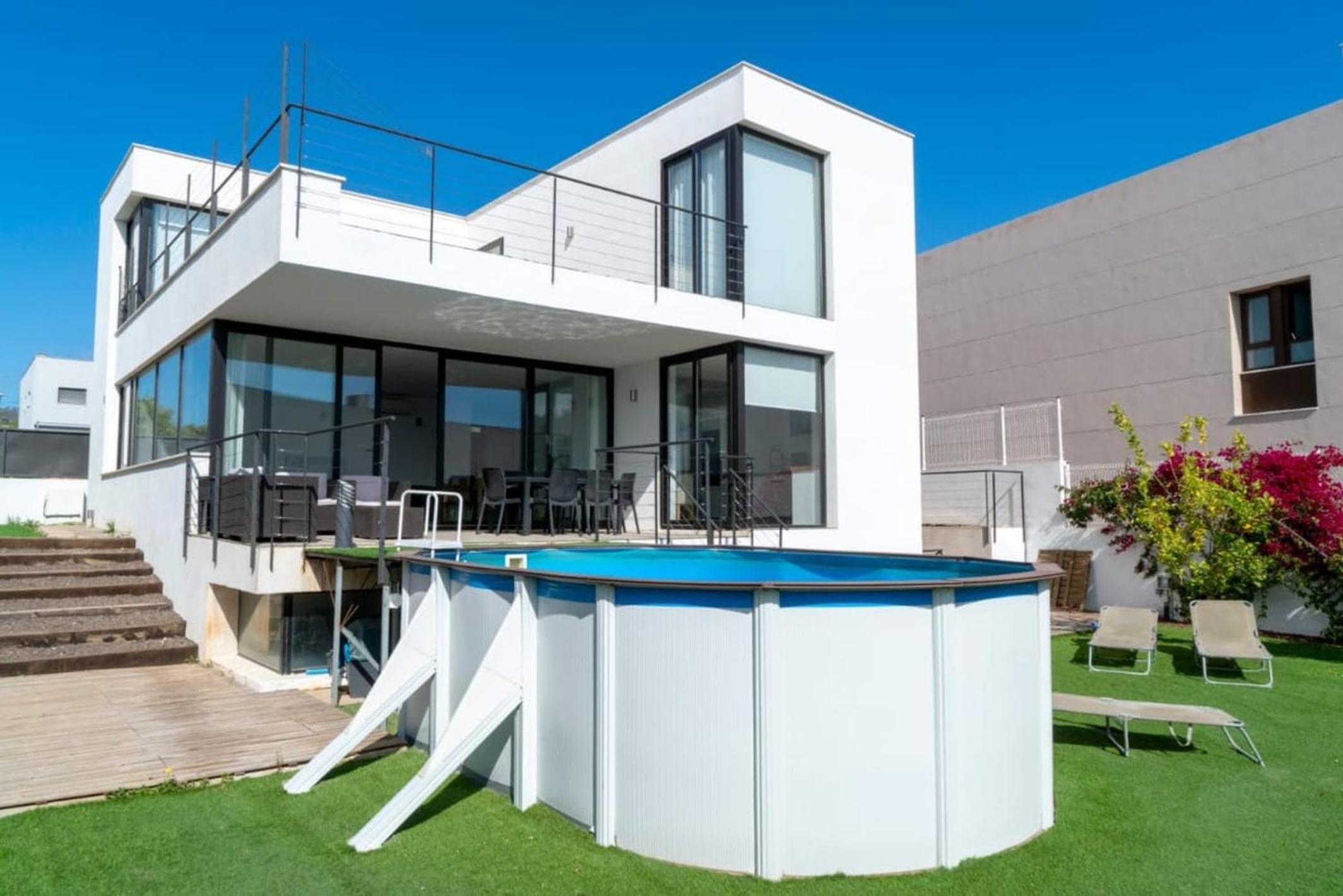 Moderna Villa con piscina en Palma de Mallorca — 1