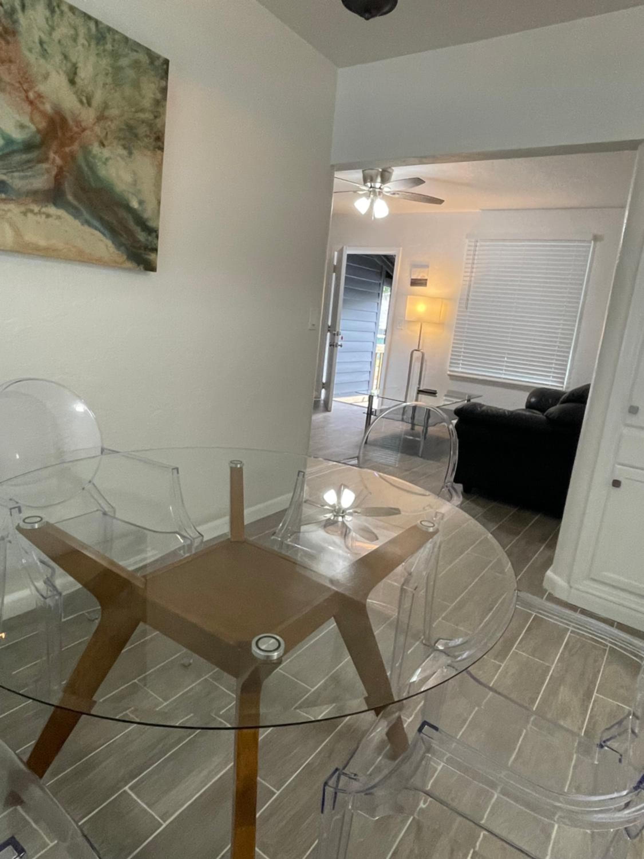 Three Bedroom Cottage in Ft Lauderdale — 12