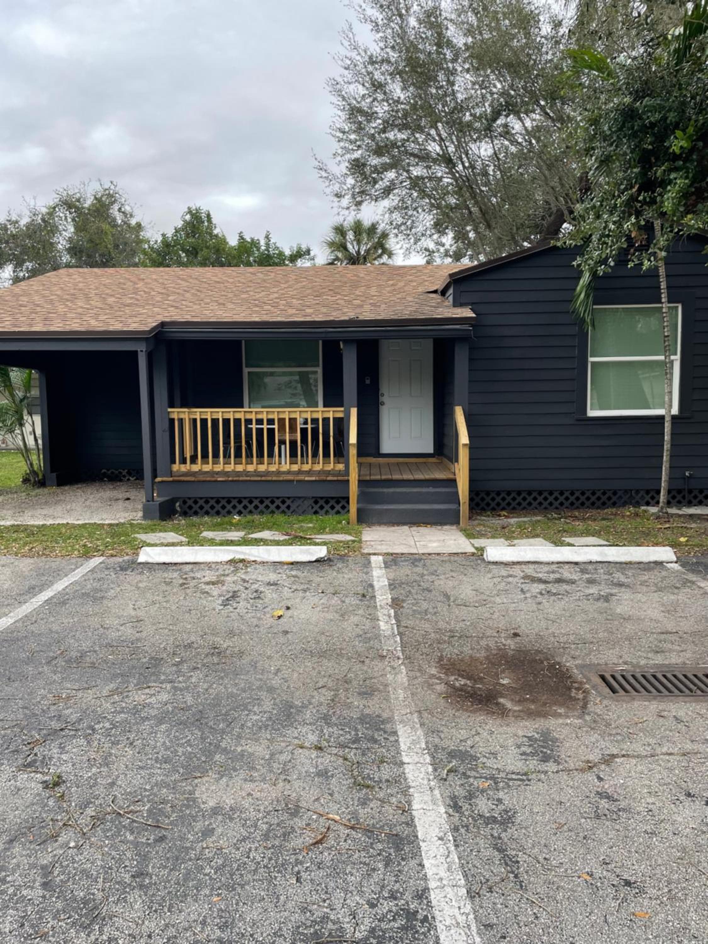 City First Story Apartments & Cottage — 1