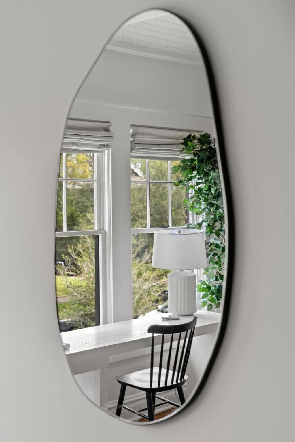 The Adaline Room #8 - Beautiful Hyde Park Apt, 2nd Floor, Steps to Bayshore — 17