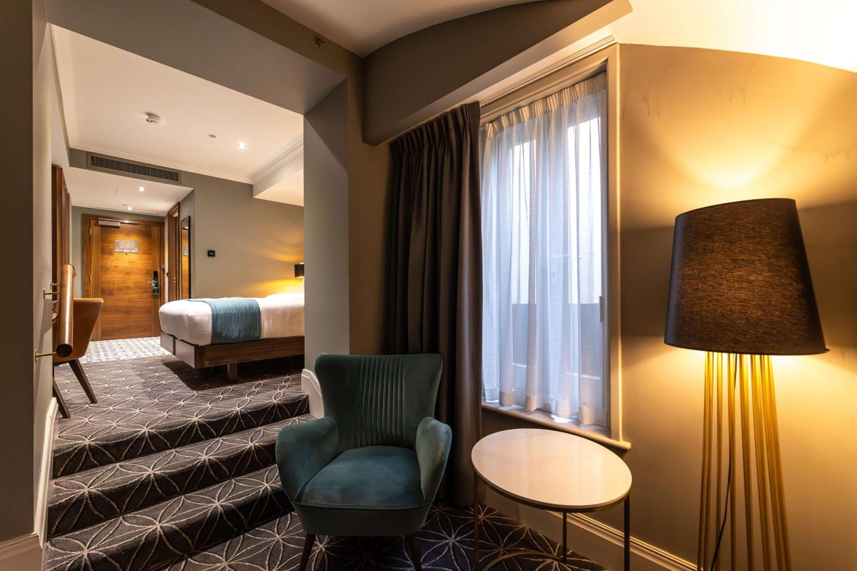 100 Queen's Gate Hotel Londra, Curio Collection by Hilton — 5