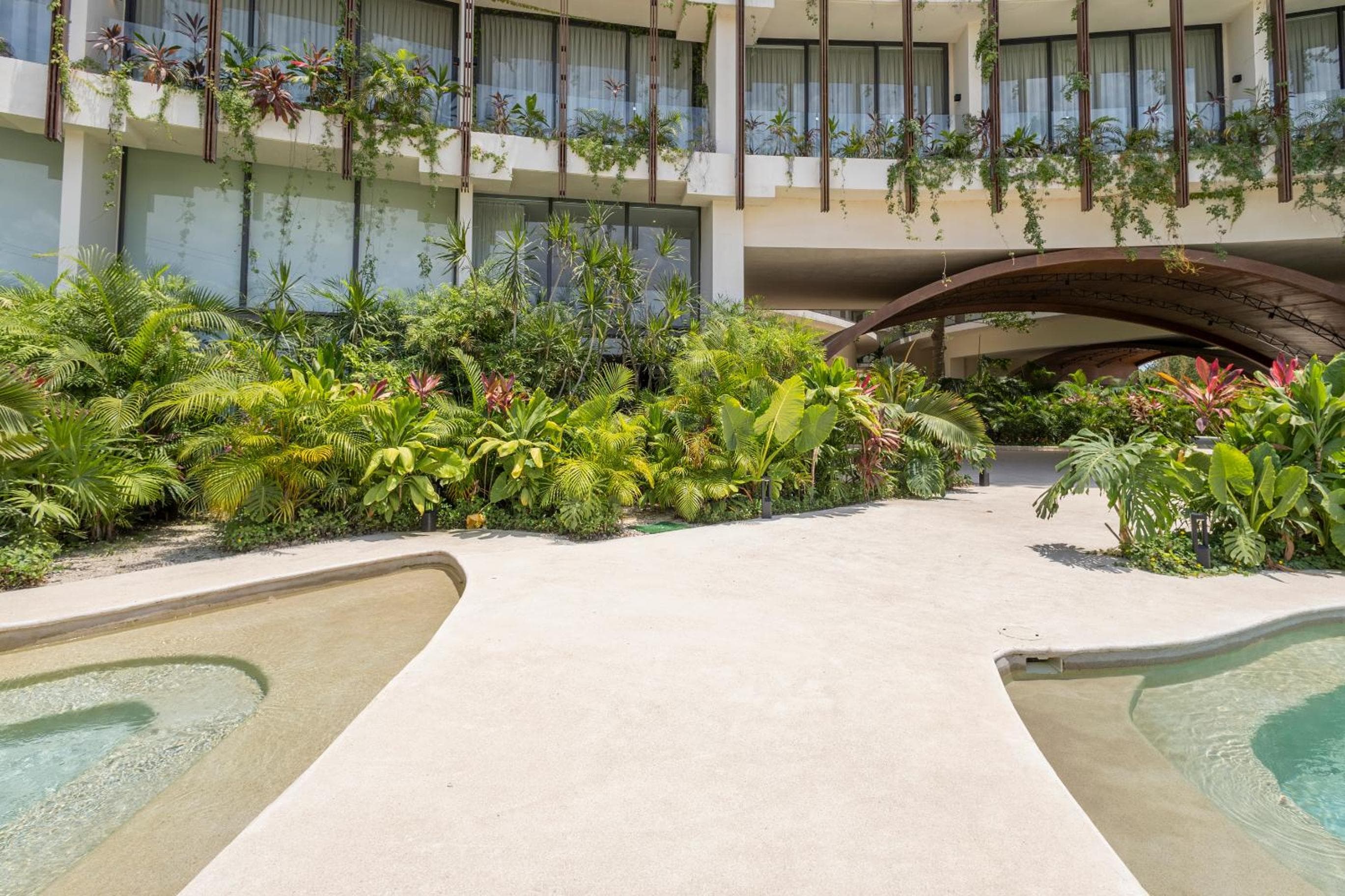 Mistiq Gardens — 2