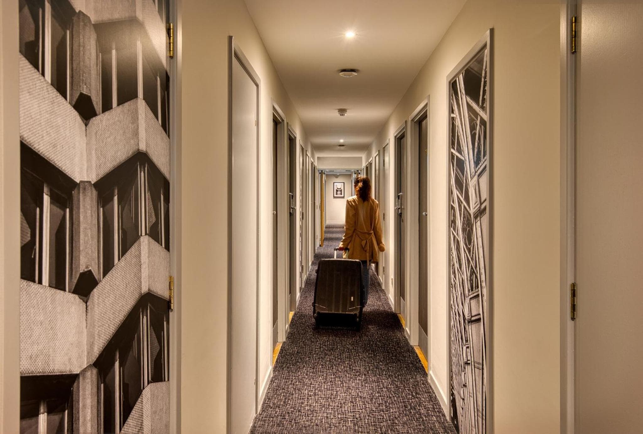 Präsident Hotel — 19