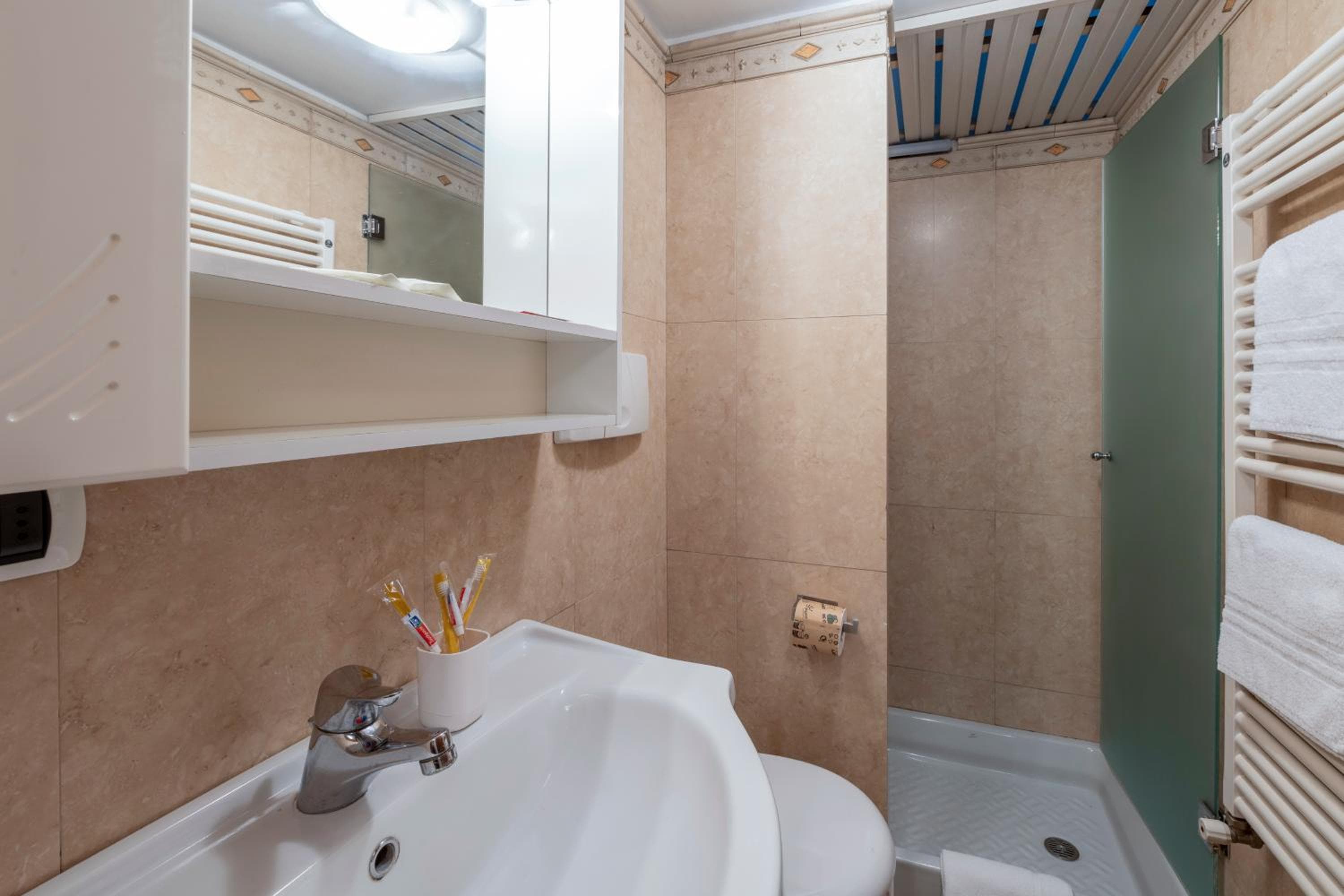 Milan Royal Suites - Centro Cadorna — 4