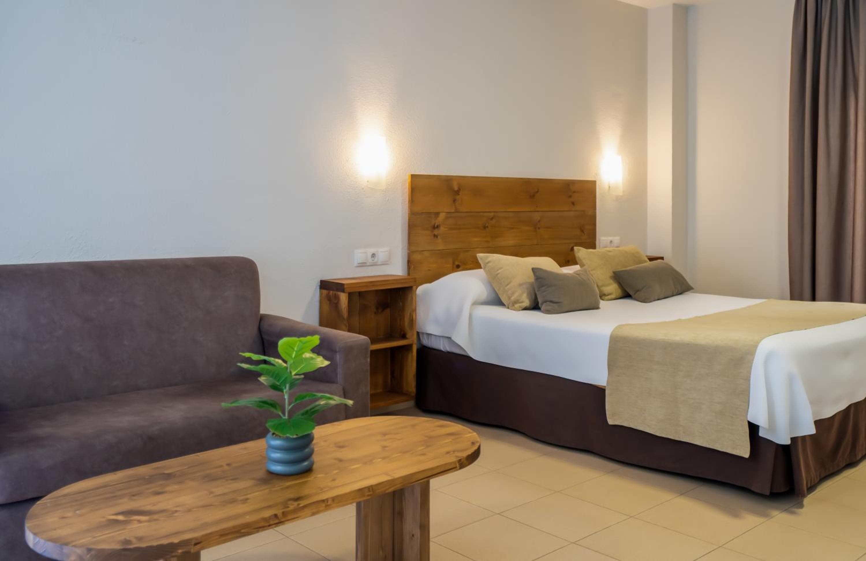 Apartamentos Puerta del Sur — 20