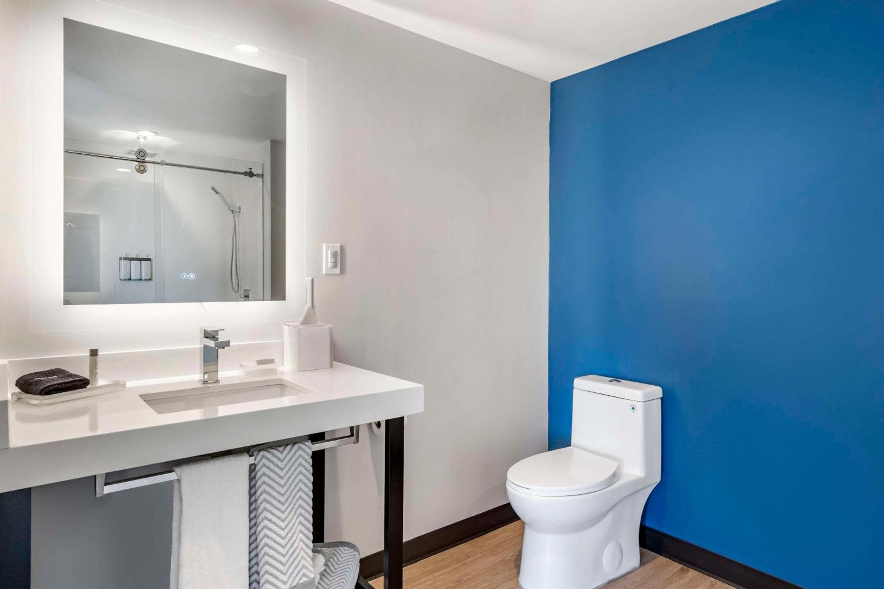 Cambria Hotel Orlando Universal Blvd — 27
