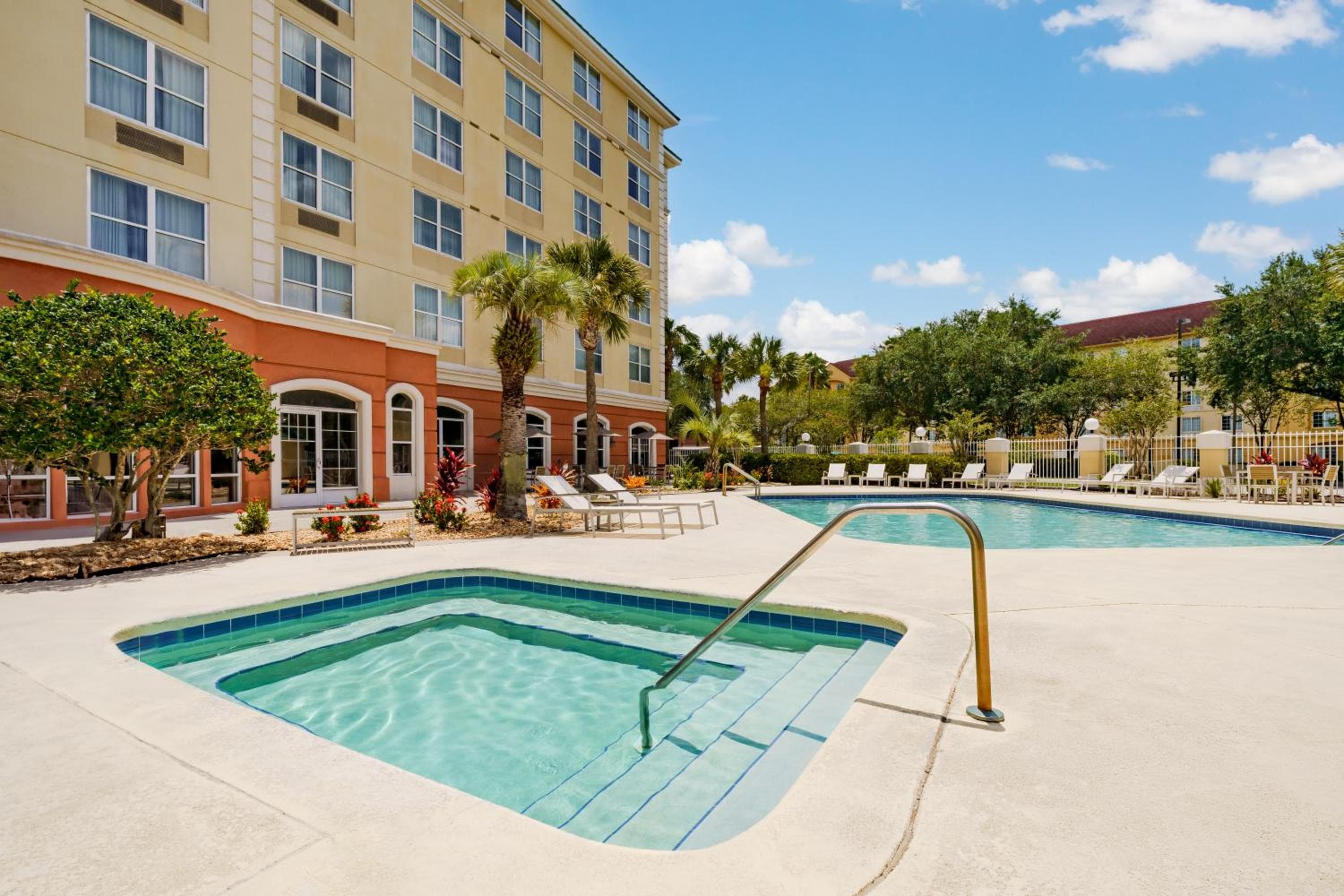 Country Inn & Suites by Radisson, Orlando Airport, FL — 17