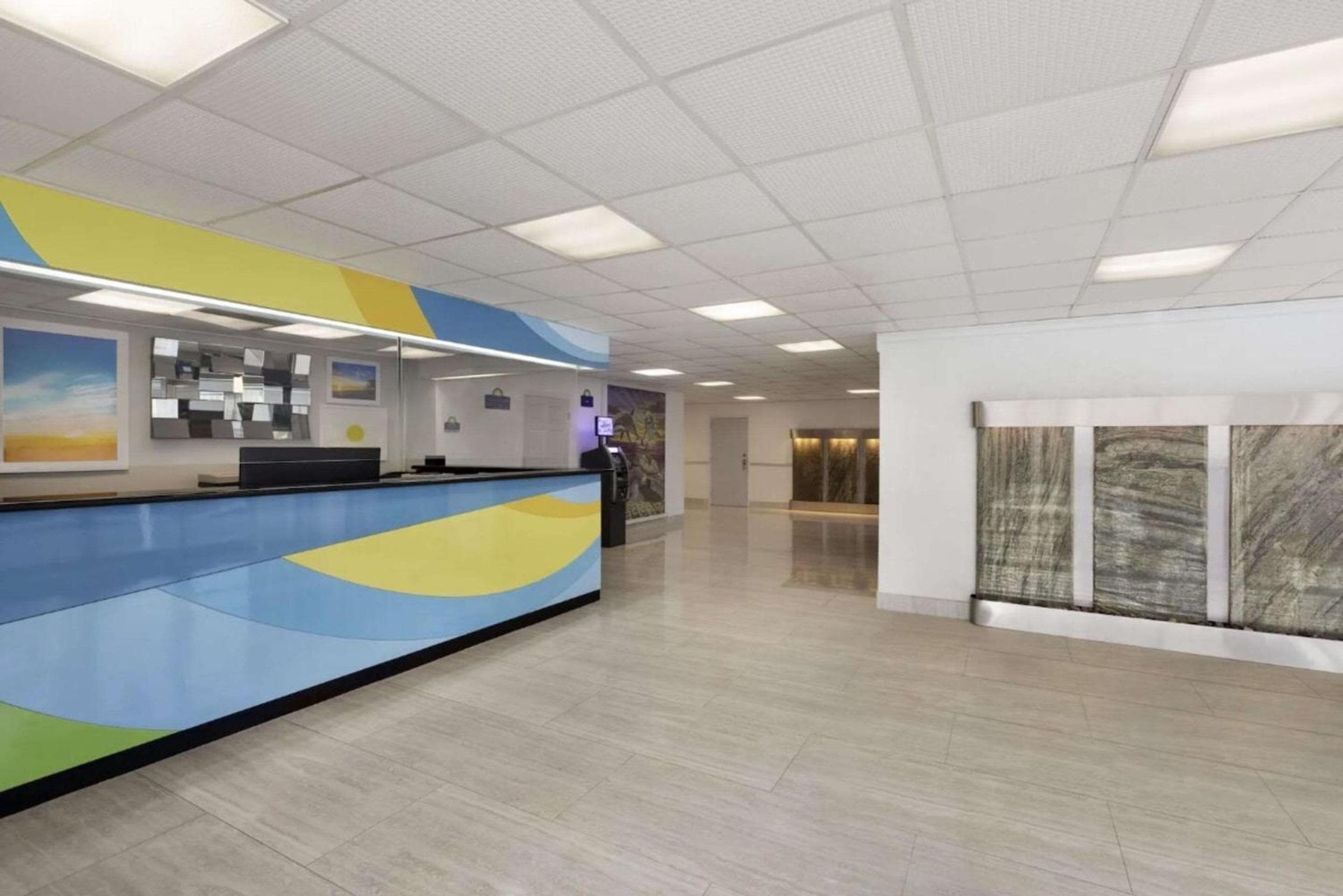 Days Inn presso il Wyndham Miami International Airport — 4