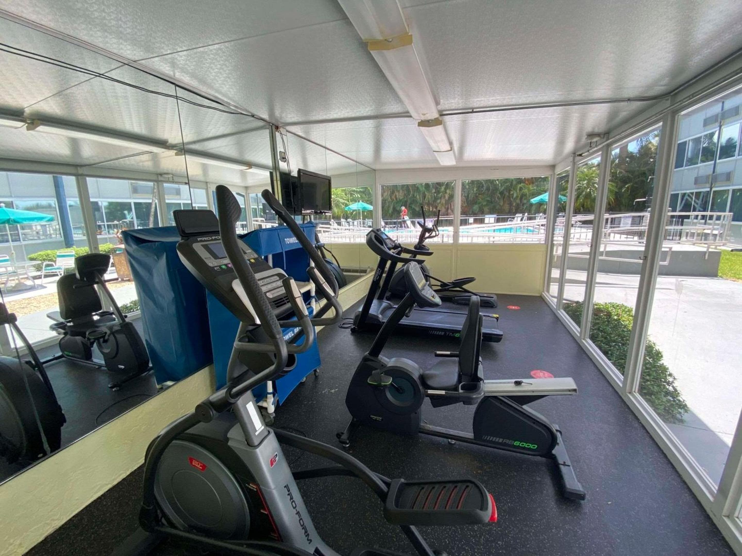 Days Inn presso il Wyndham Miami International Airport — 11