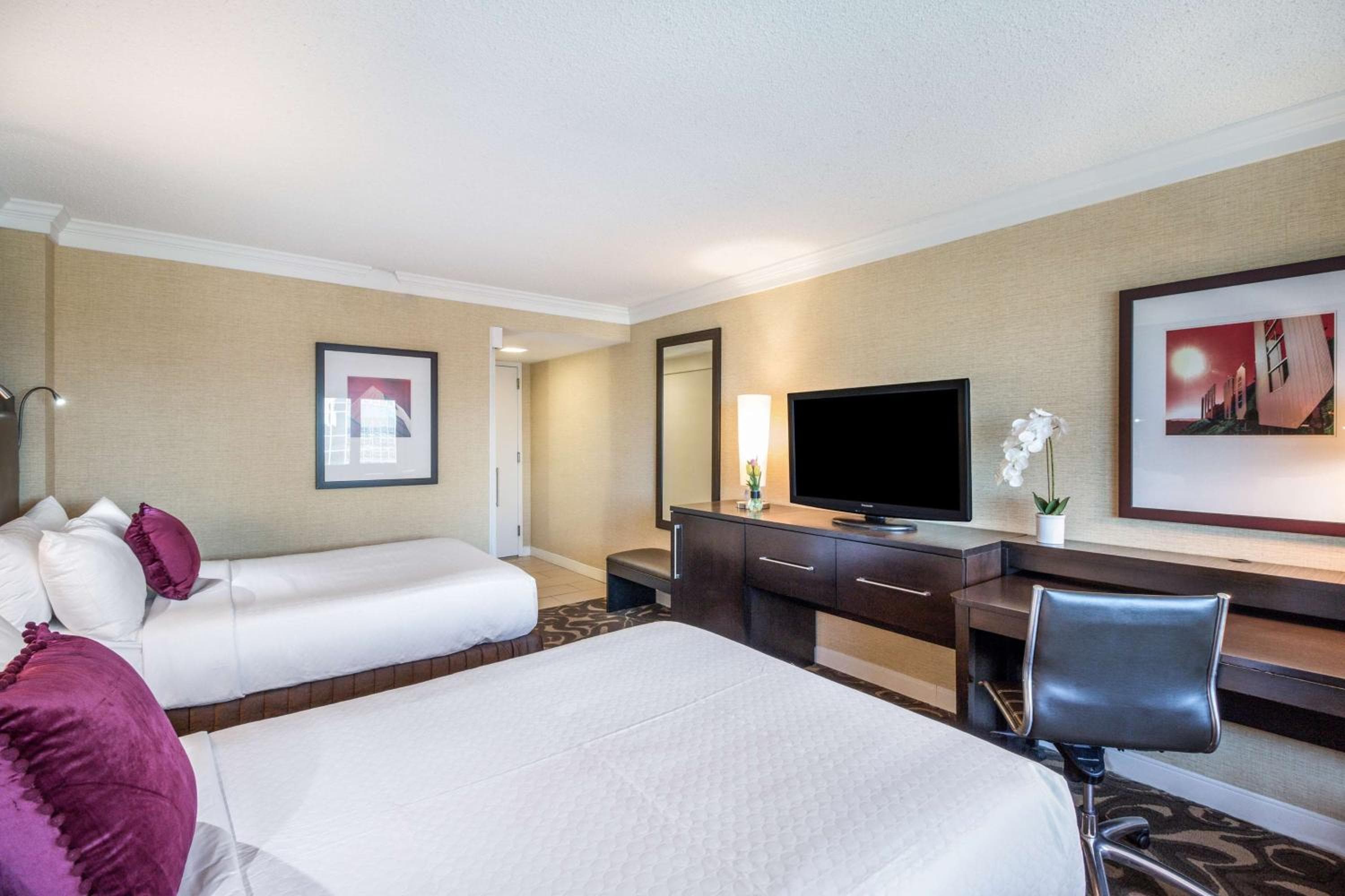 Sonesta Los Angeles Airport LAX — 12