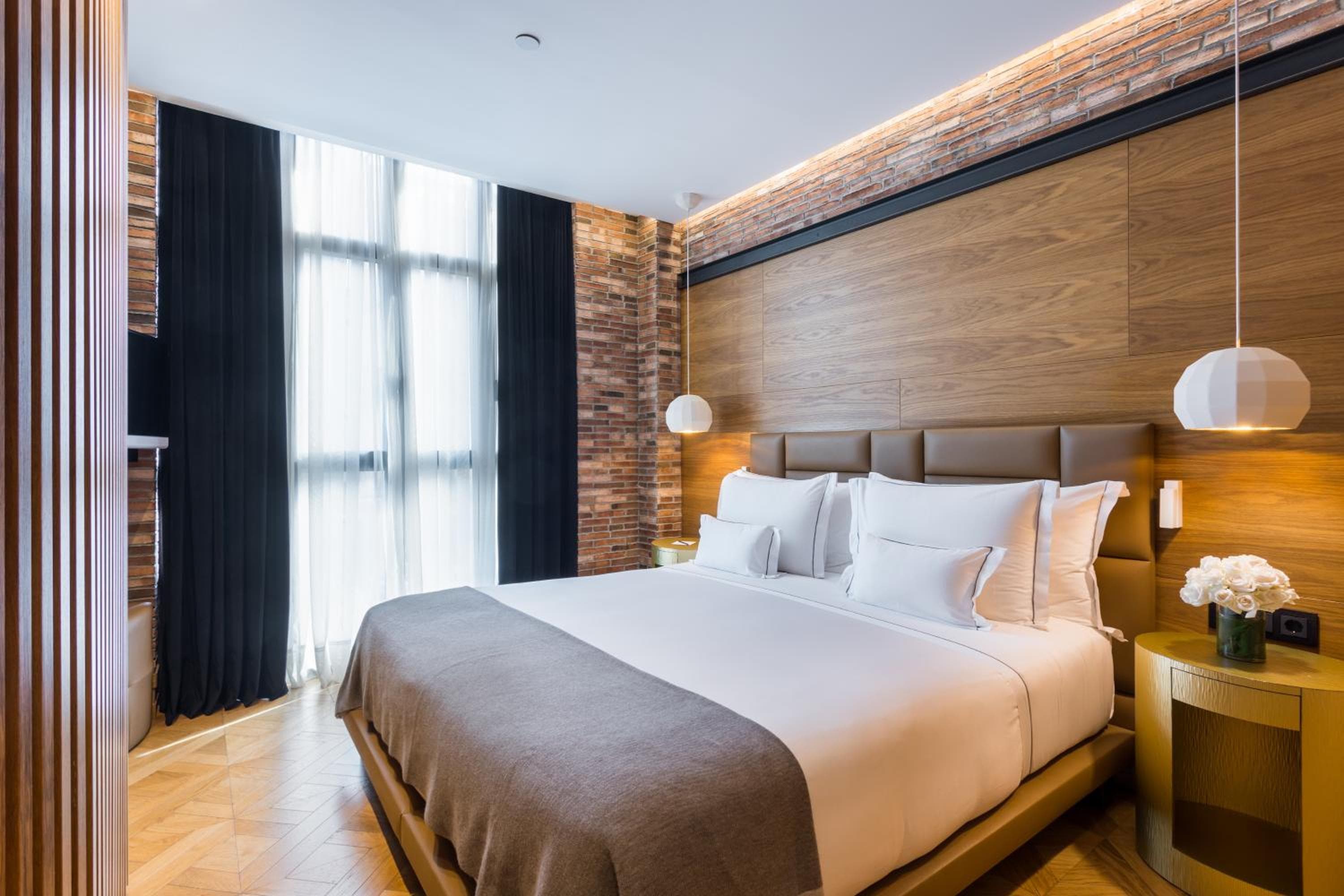 Monument Hotel — 20