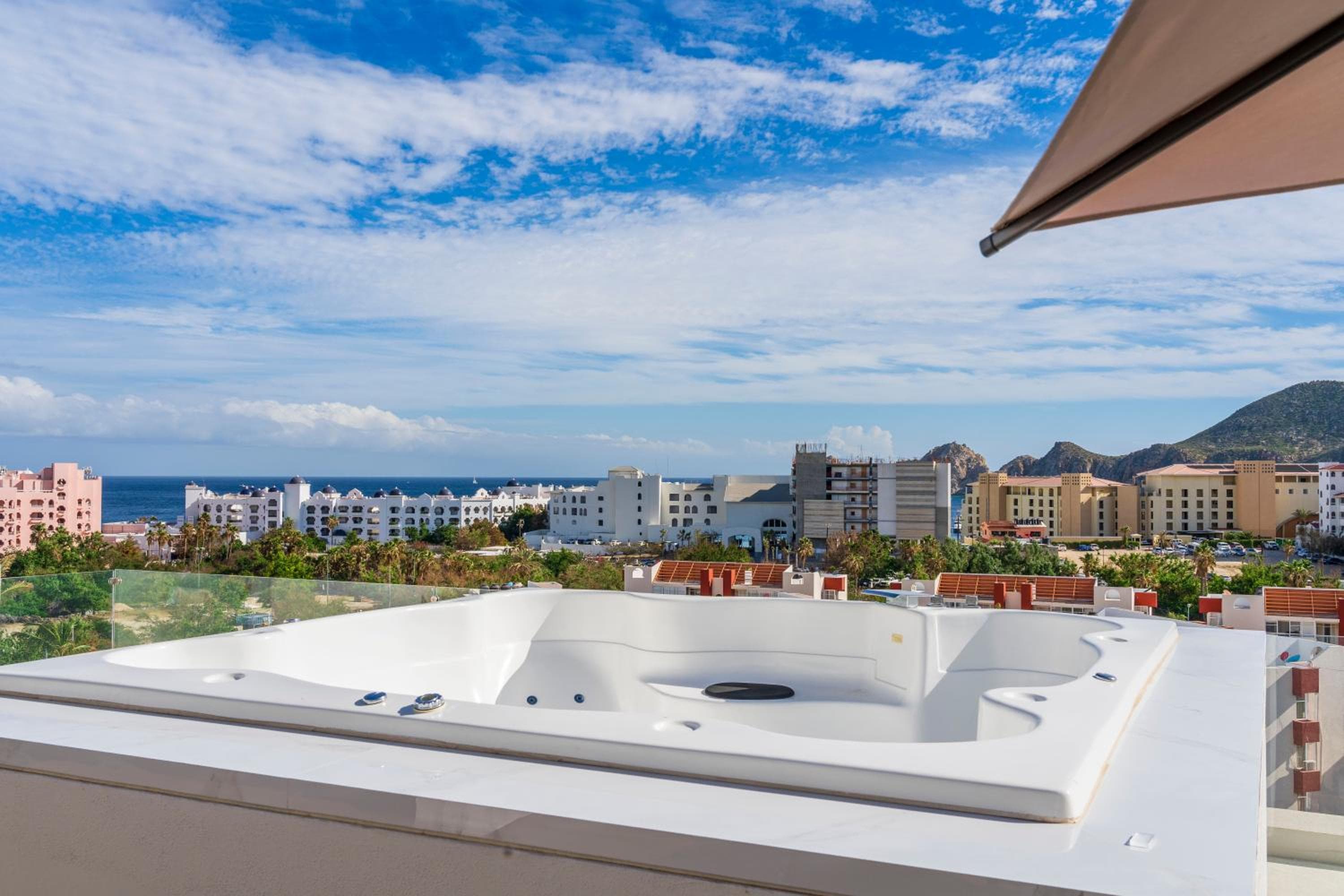 New Penthouse in Medano with Jacuzzi and Terrace — 22