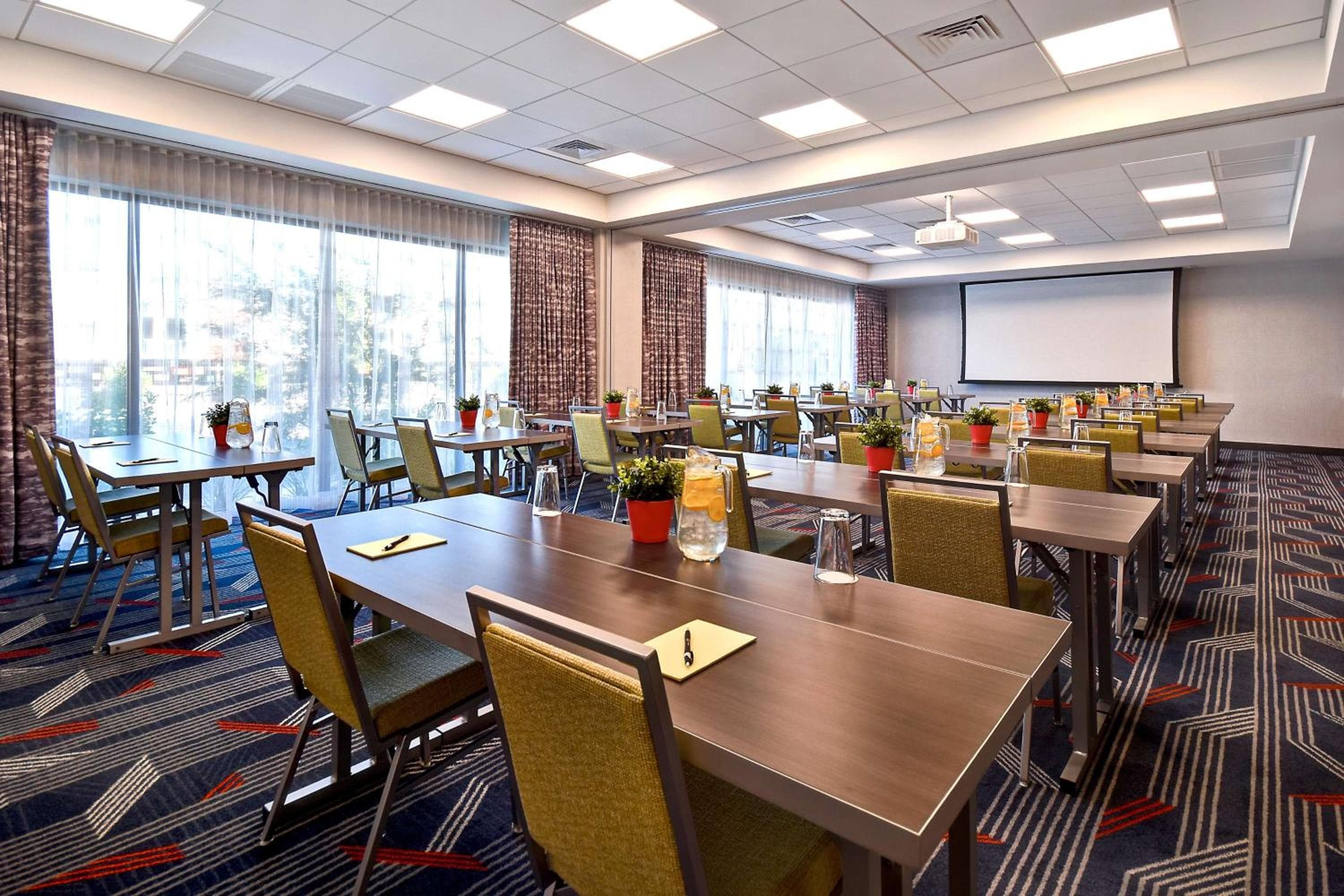Hampton Inn & Suites Las Vegas Convention Center: nessuna tariffa resort — 26