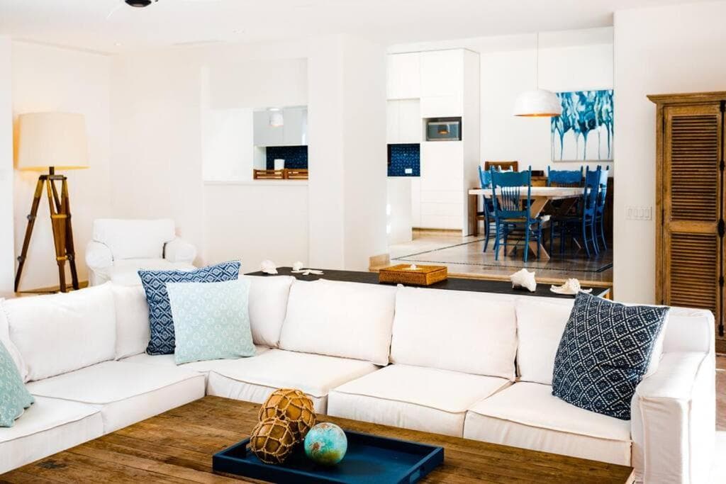 LA ROCA 8 min WALKING DISTANCE TO THE BEACH — 28