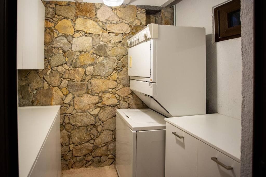 LA ROCA 8 min WALKING DISTANCE TO THE BEACH — 20