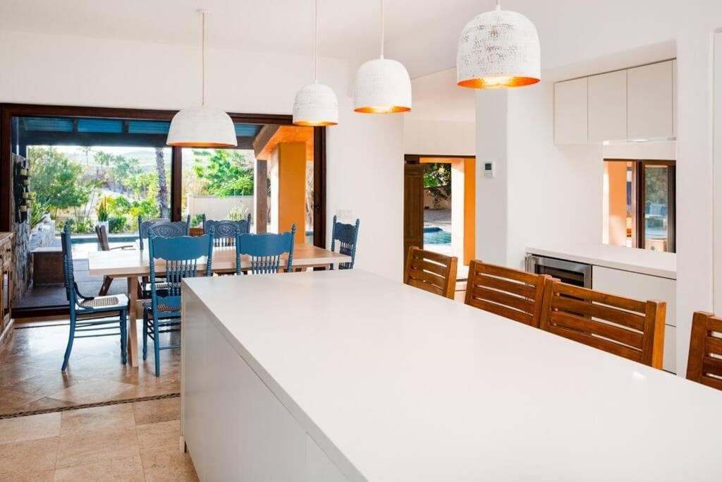 LA ROCA 8 min WALKING DISTANCE TO THE BEACH — 3