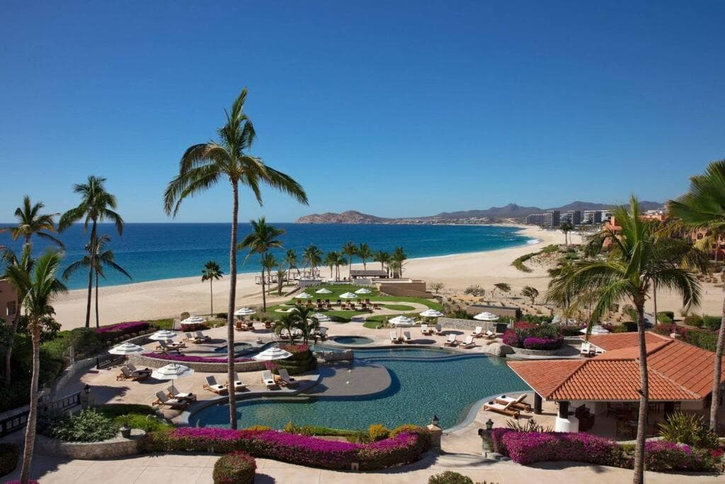 LA ROCA 8 min WALKING DISTANCE TO THE BEACH — 8