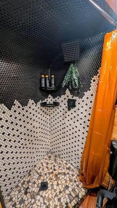 Cozy AF Medusa the Bus-Lux — 17