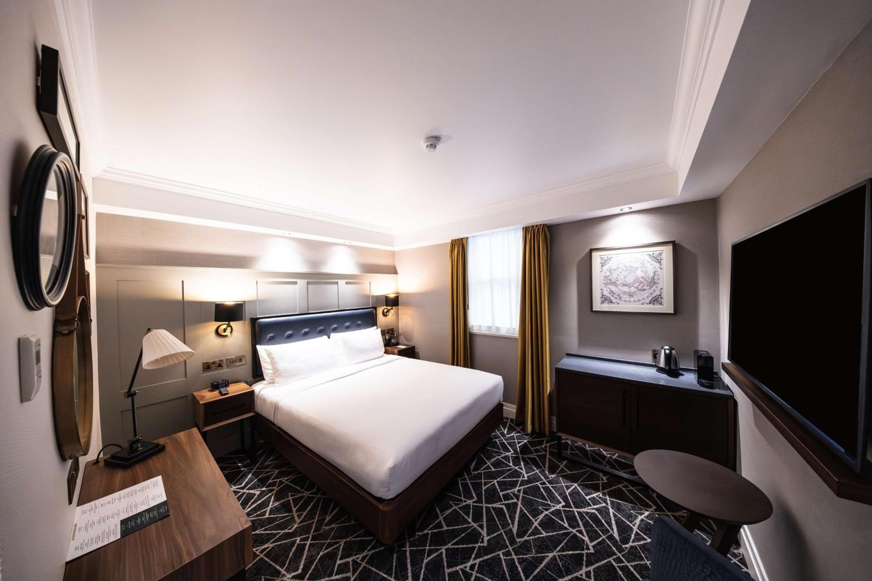 100 Queen's Gate Hotel Londra, Curio Collection by Hilton — 29