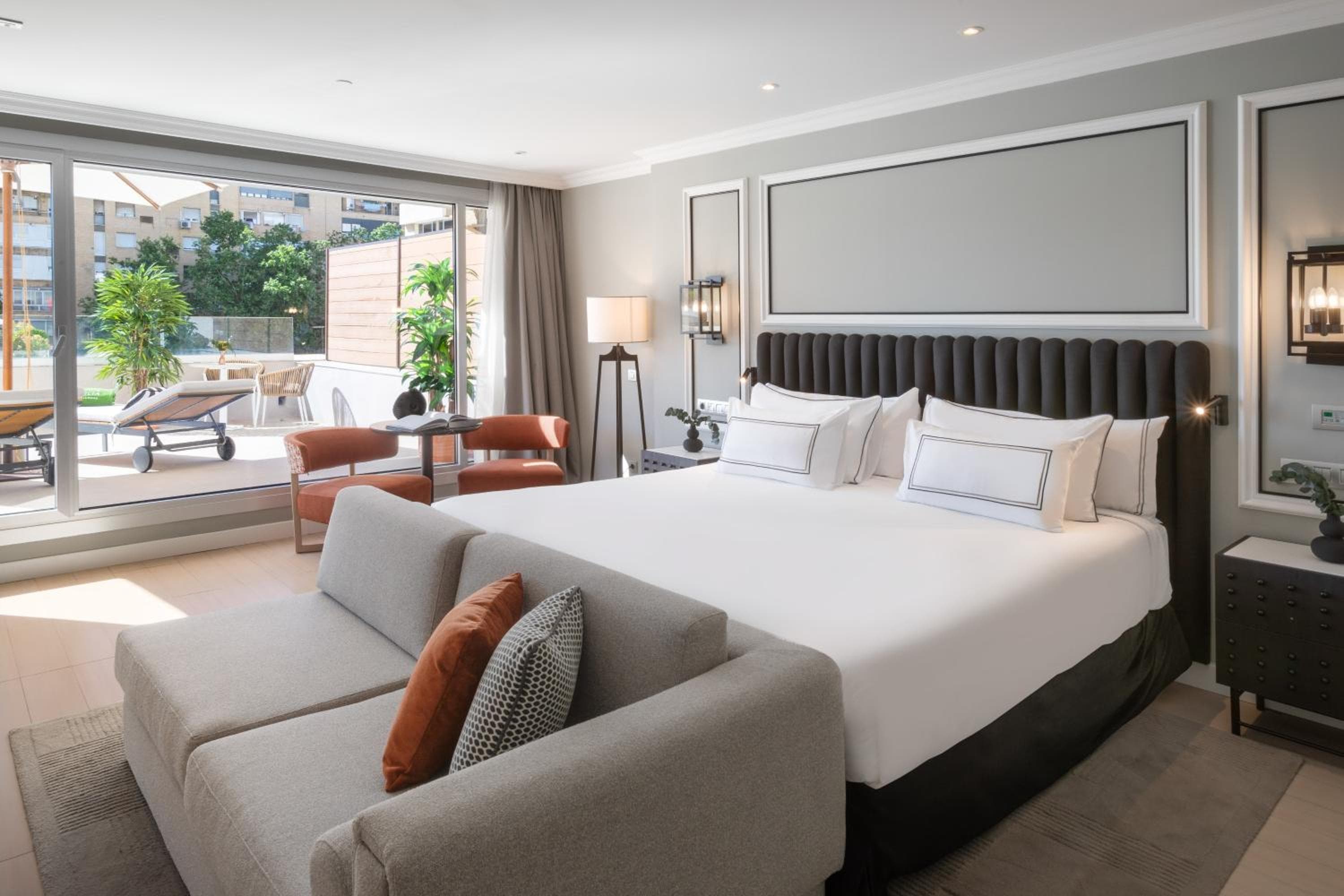 Meliá Sevilla — 12