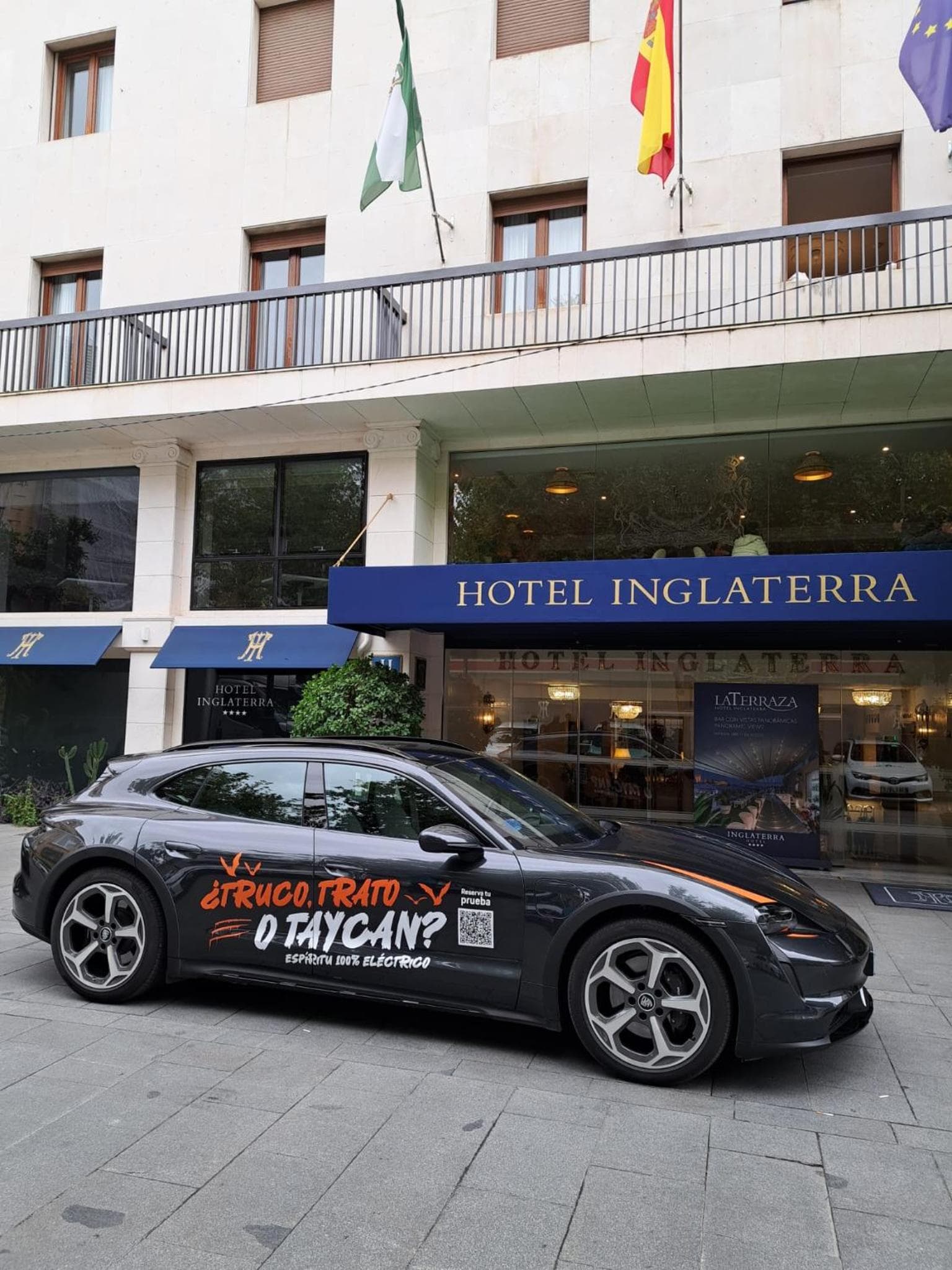 Hotel Inglaterra — 28