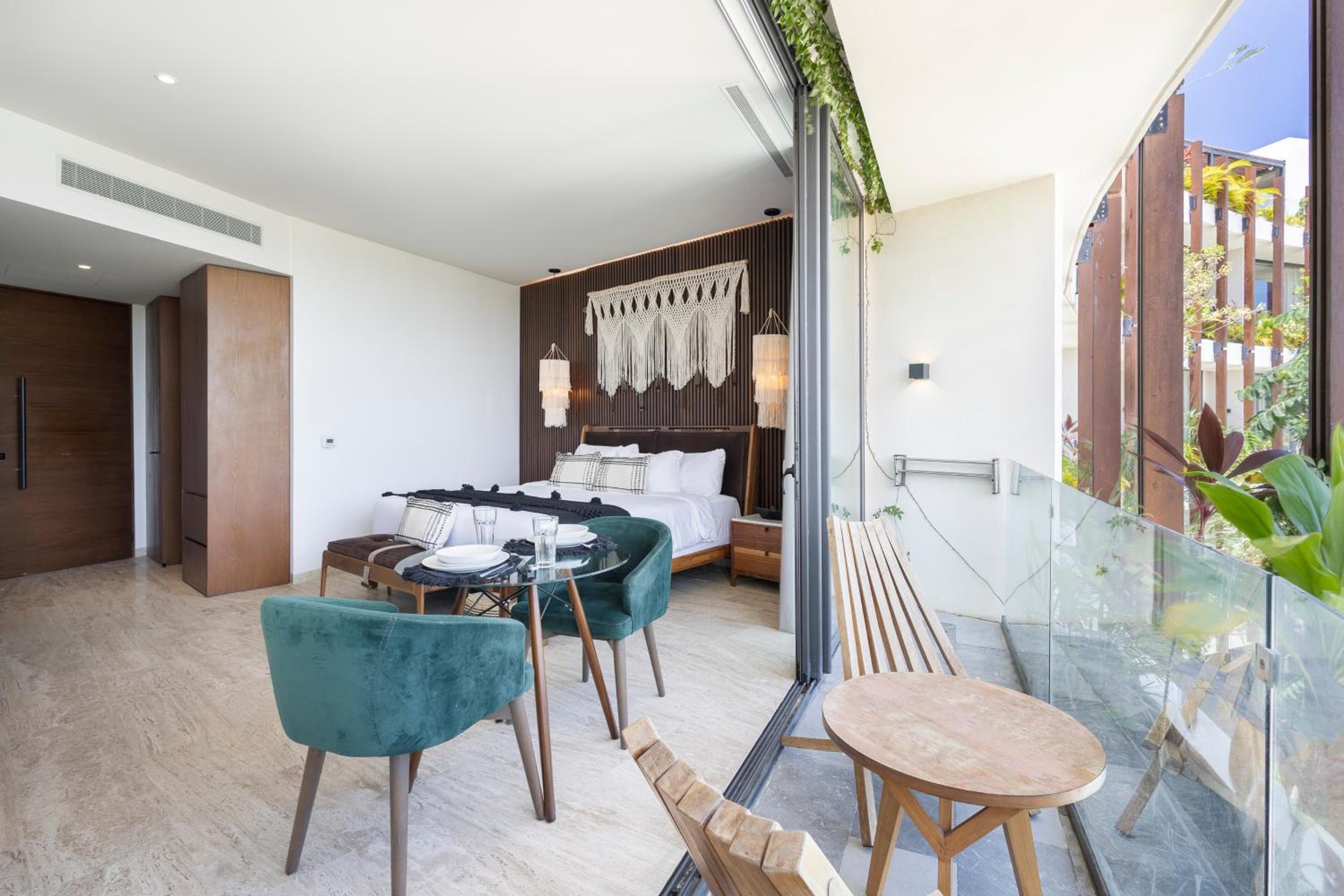 Mistiq Gardens — 3