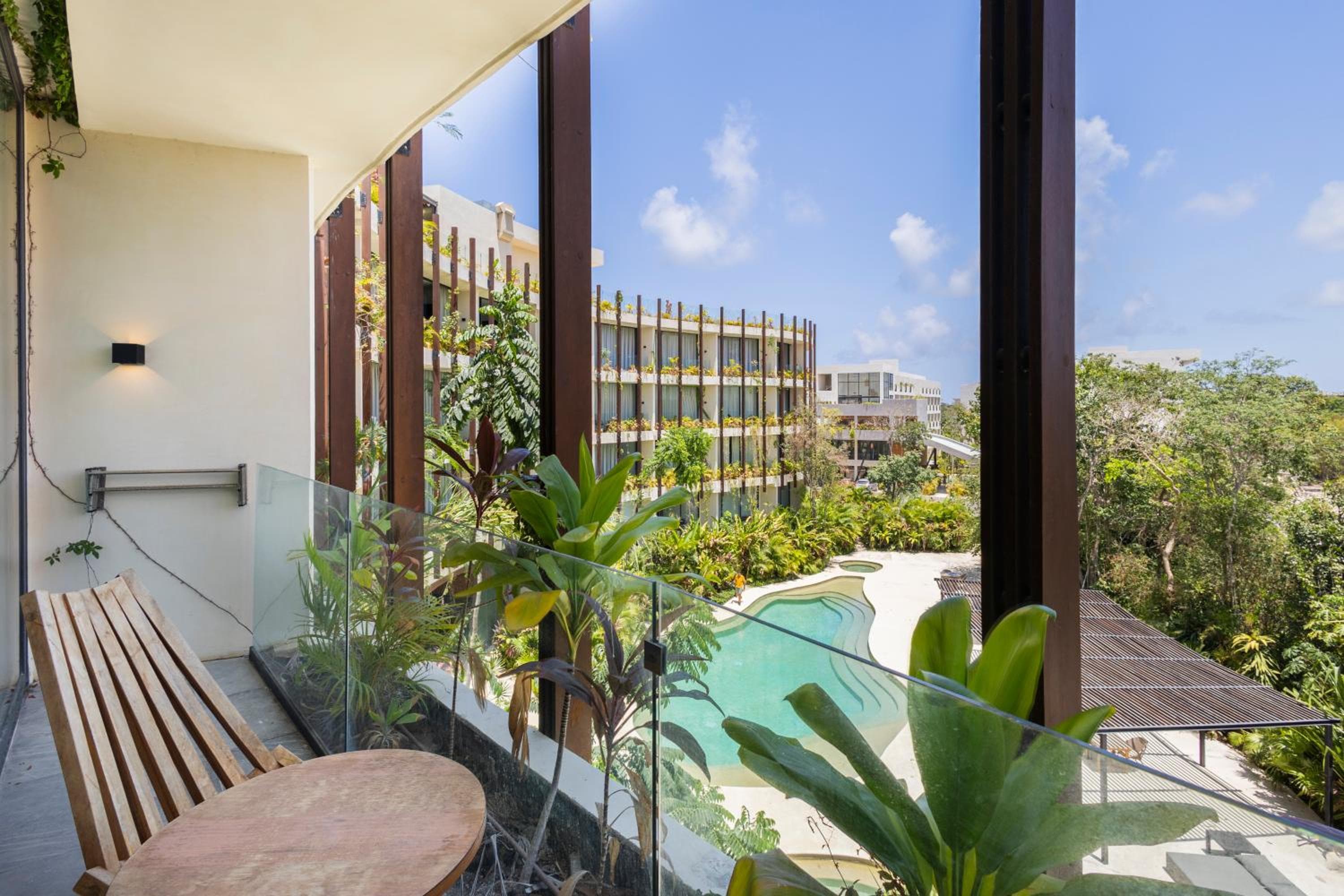 Mistiq Gardens — 4