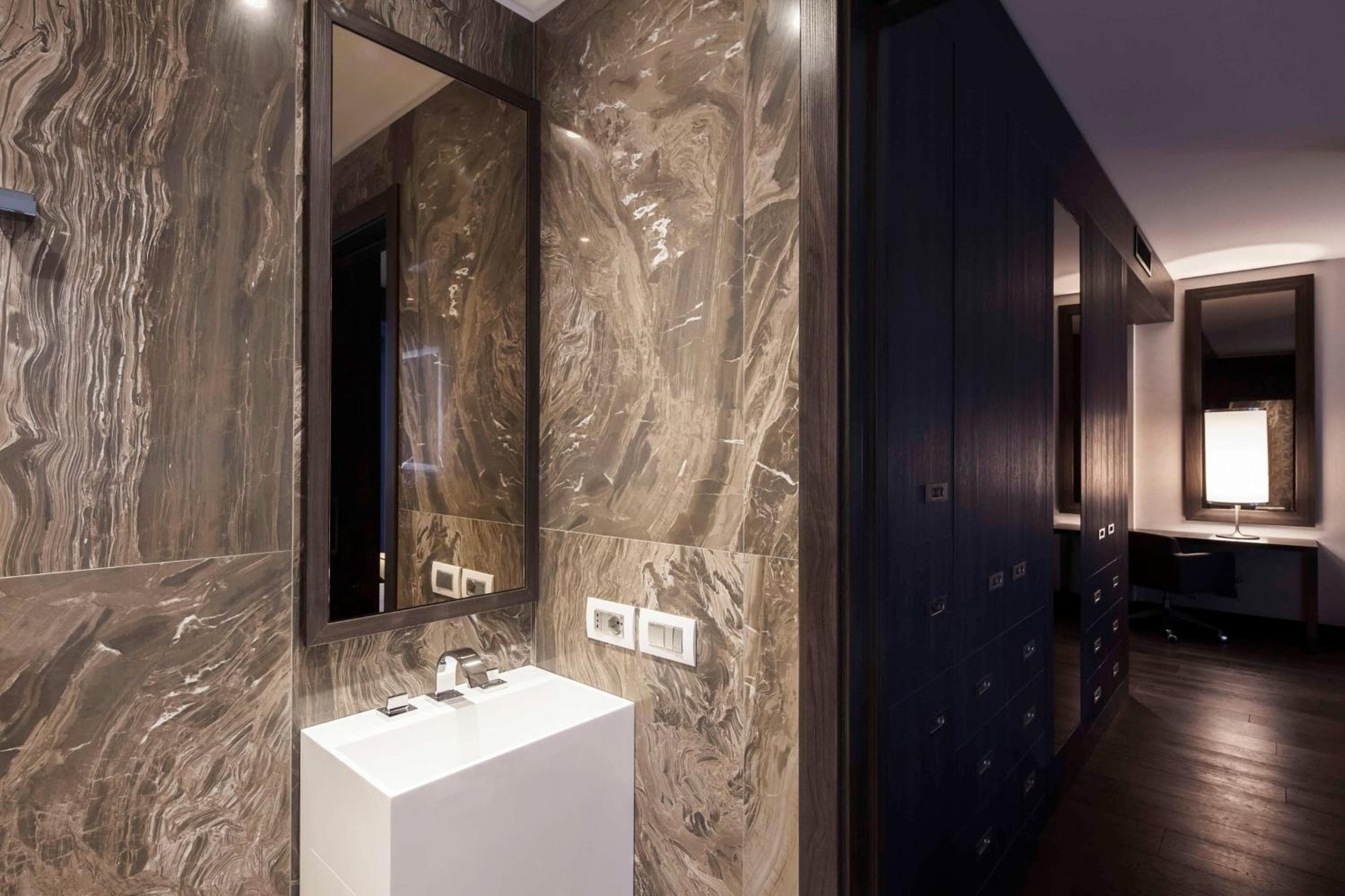 Hyatt Centric Milan Centrale — 18
