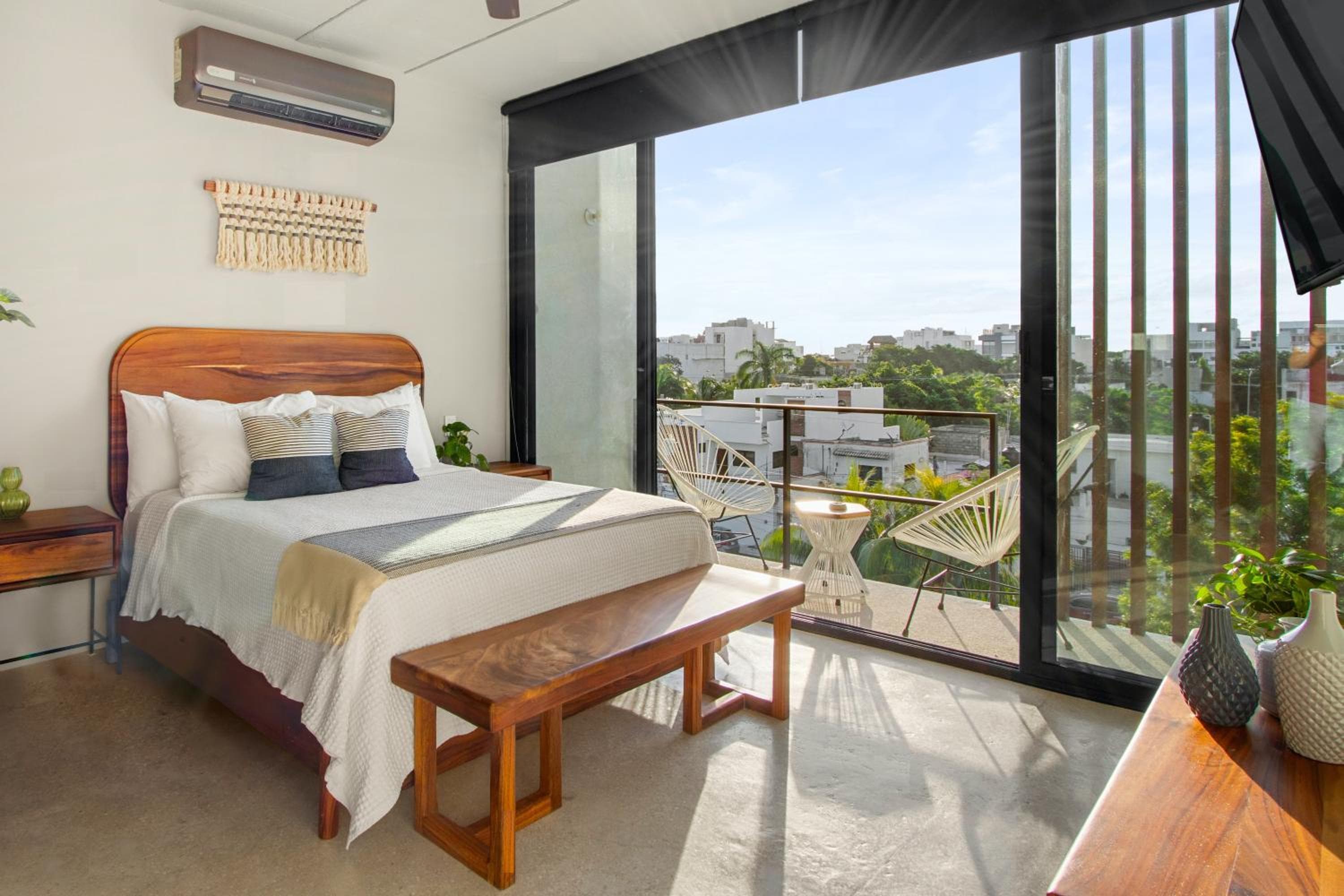 Ocean Boutique Condos — 15