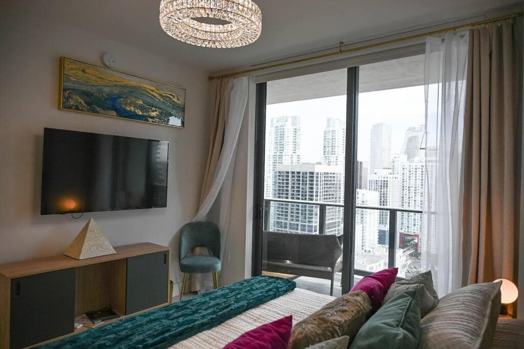 Miami Sky Dreams and Ocean View — 19