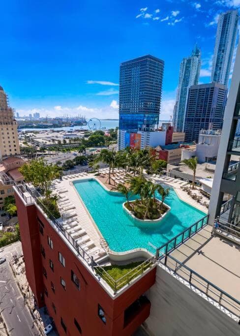 Miami Sky Dreams and Ocean View — 28