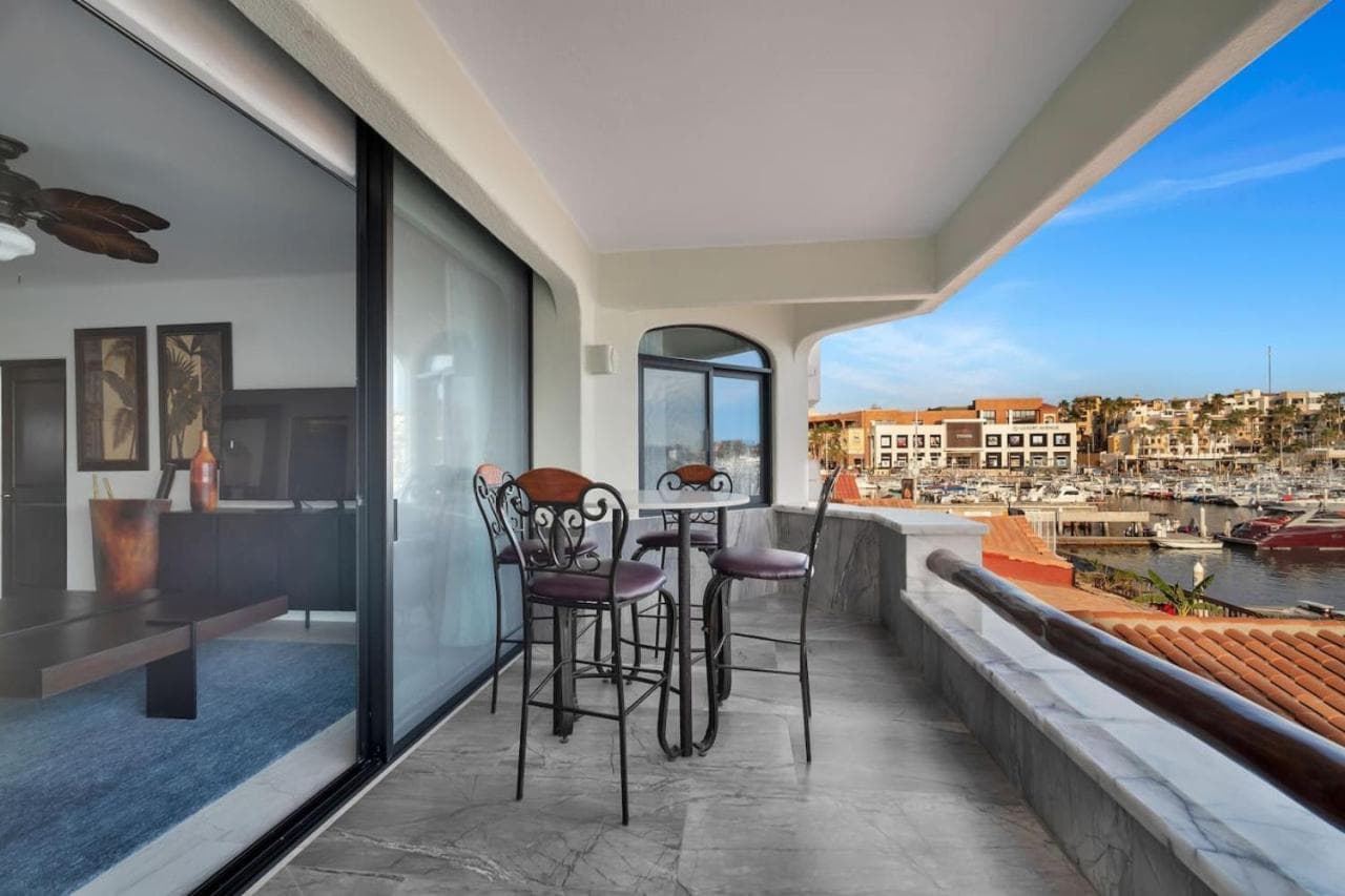Completely Remodeled 2BD-2BA Plaza Bonita — 22