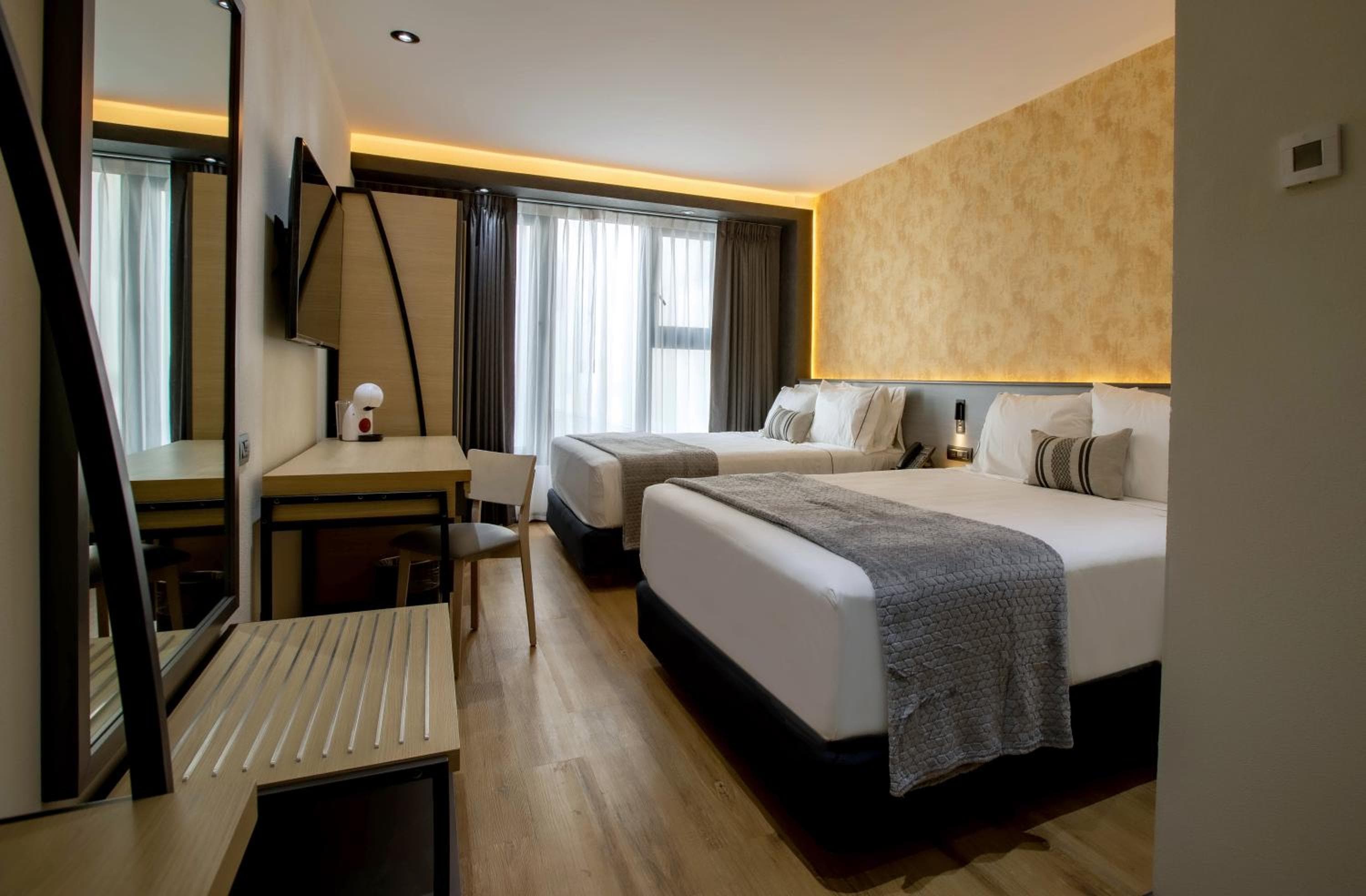 Hotel Catedral — 28