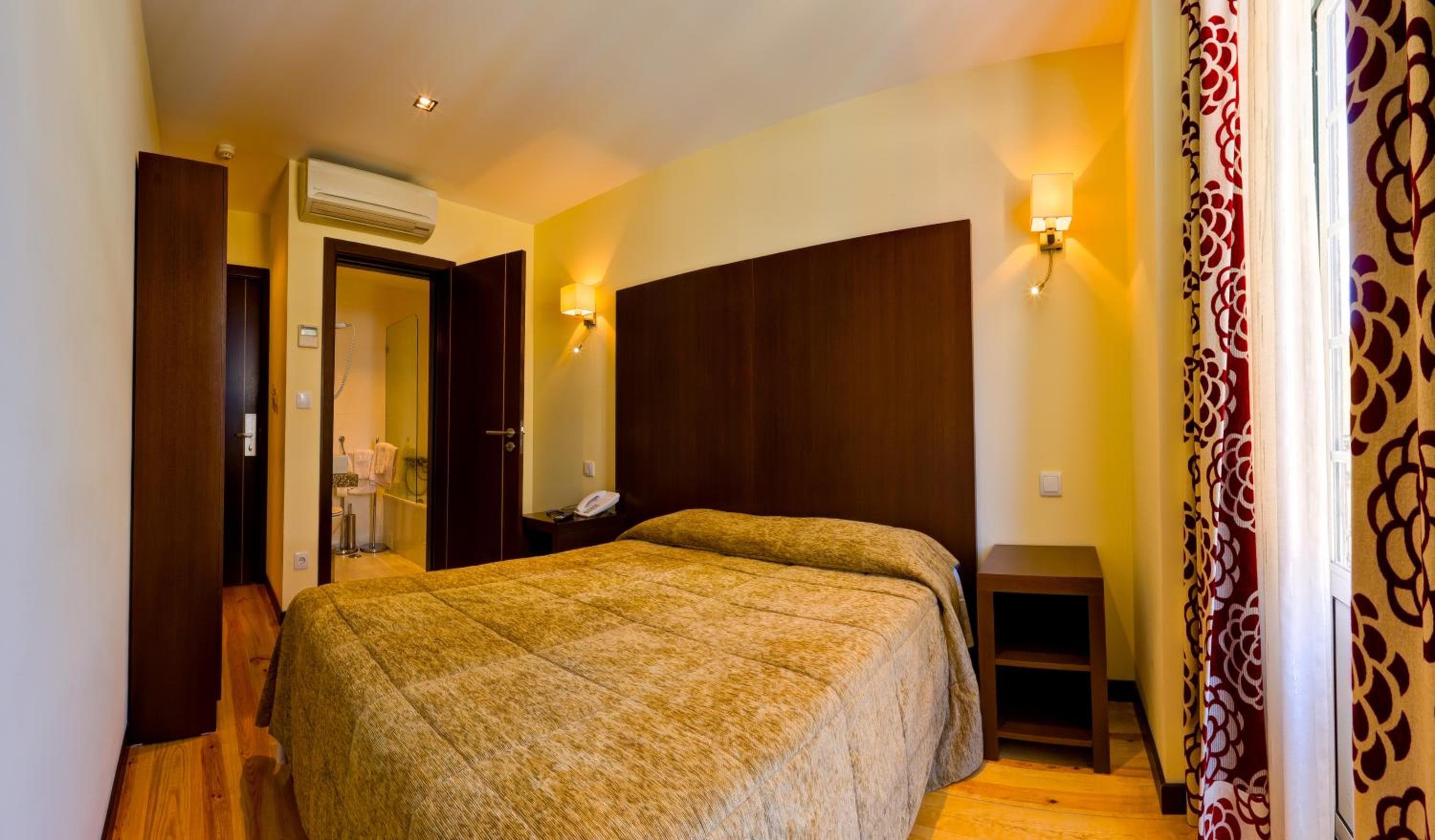 Hotel Duas Nações — 30