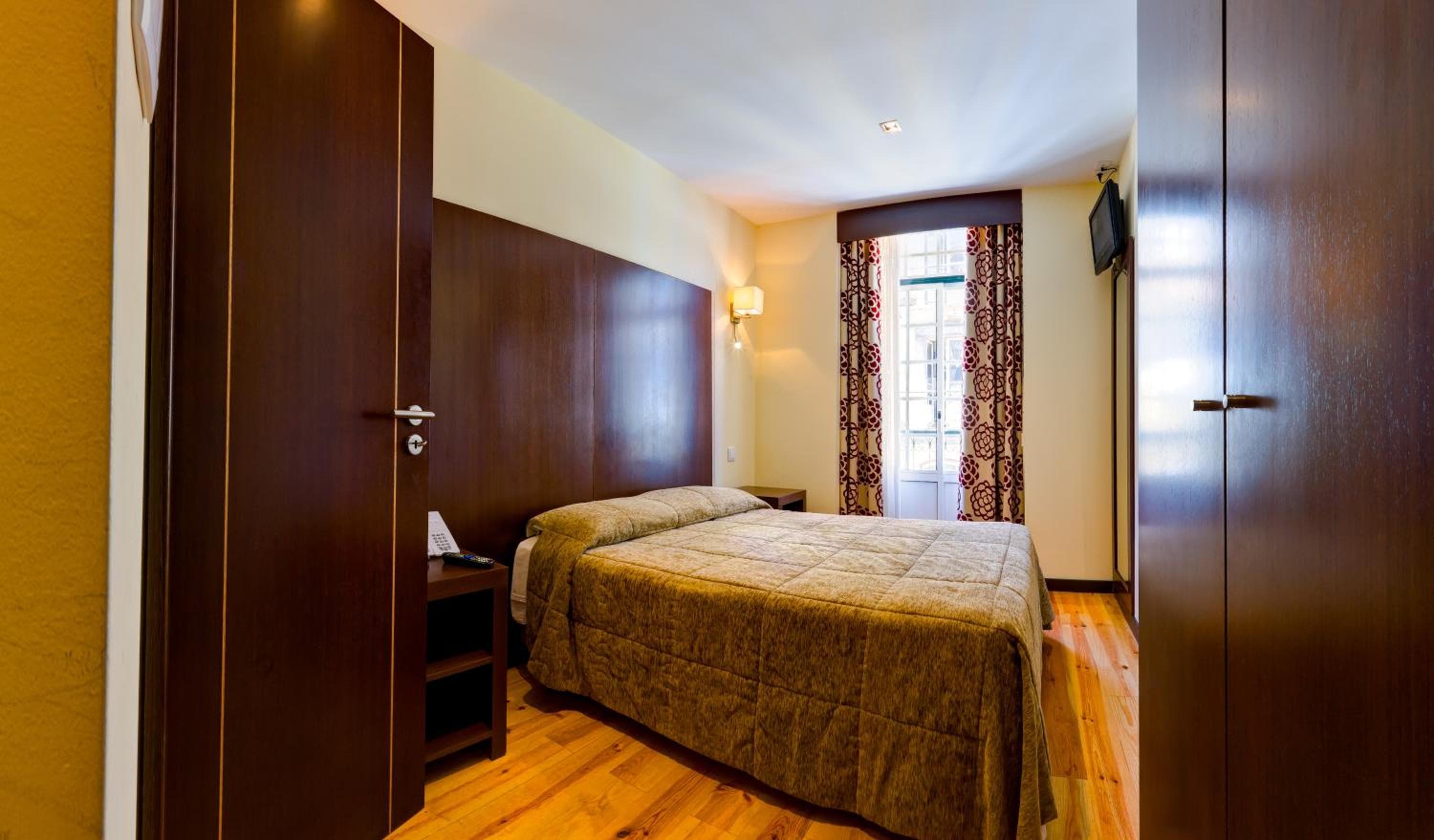 Hotel Duas Nações — 24