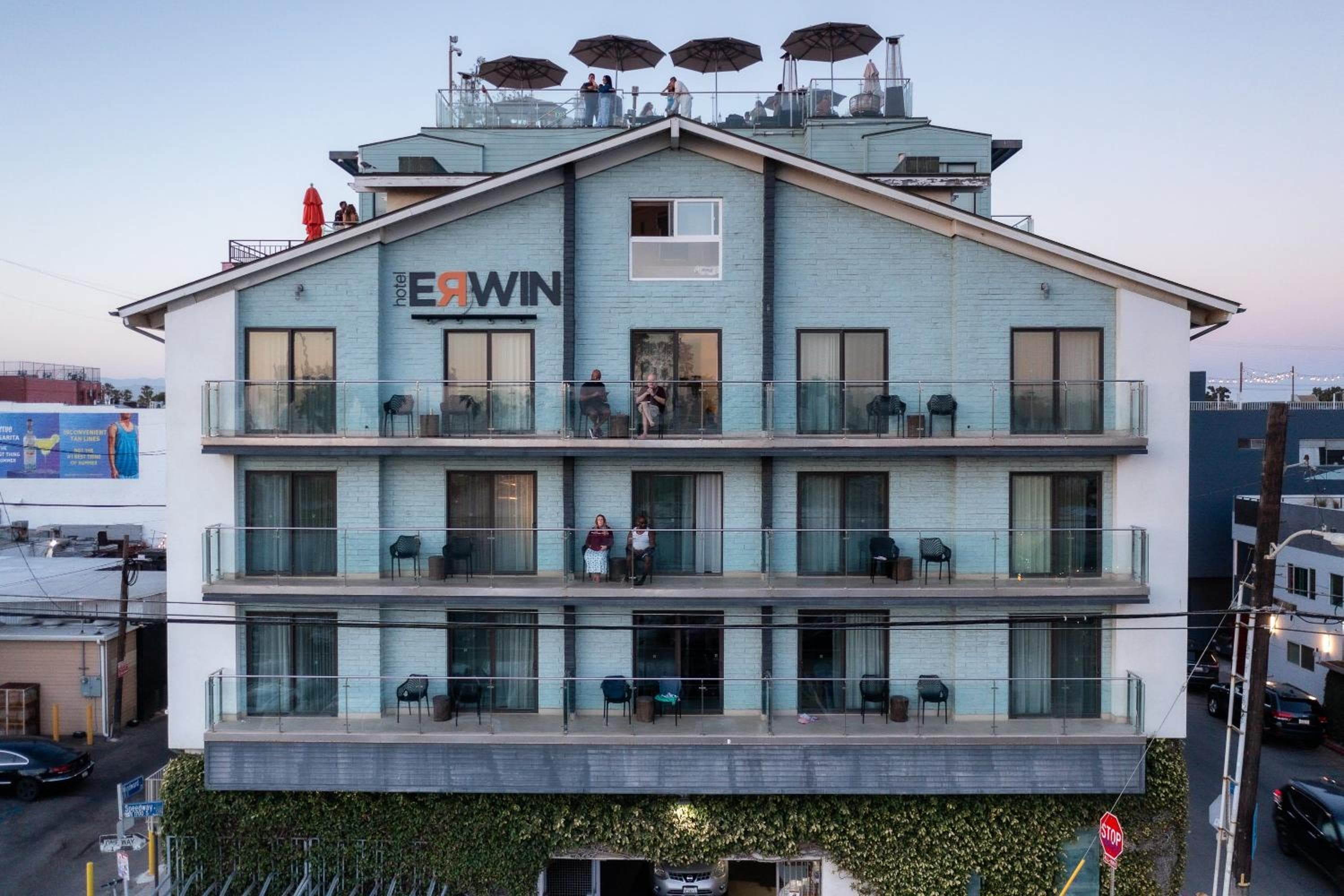 Hotel Erwin Venice Beach — 21
