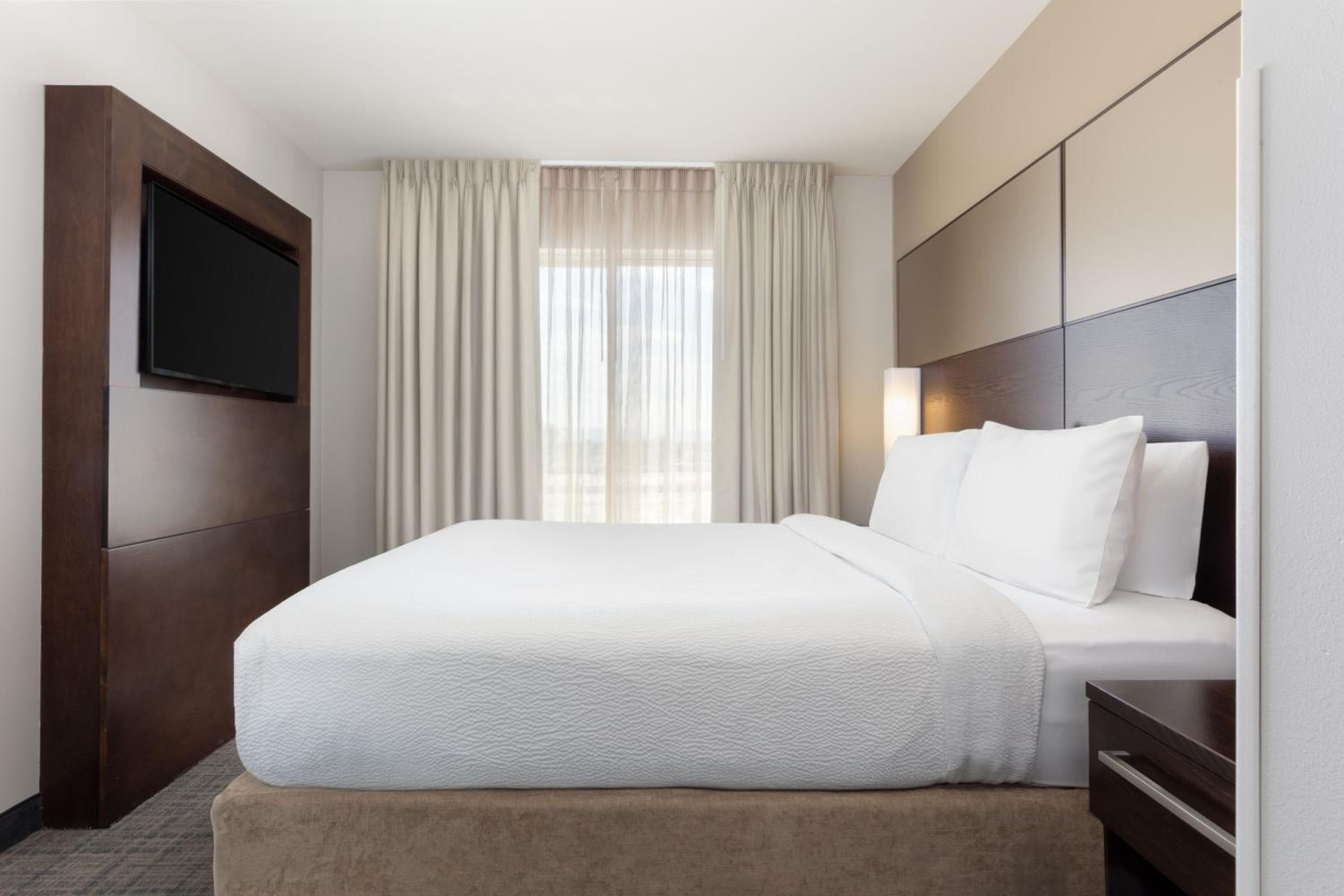 Residence Inn by Marriott Las Vegas Airport — 10