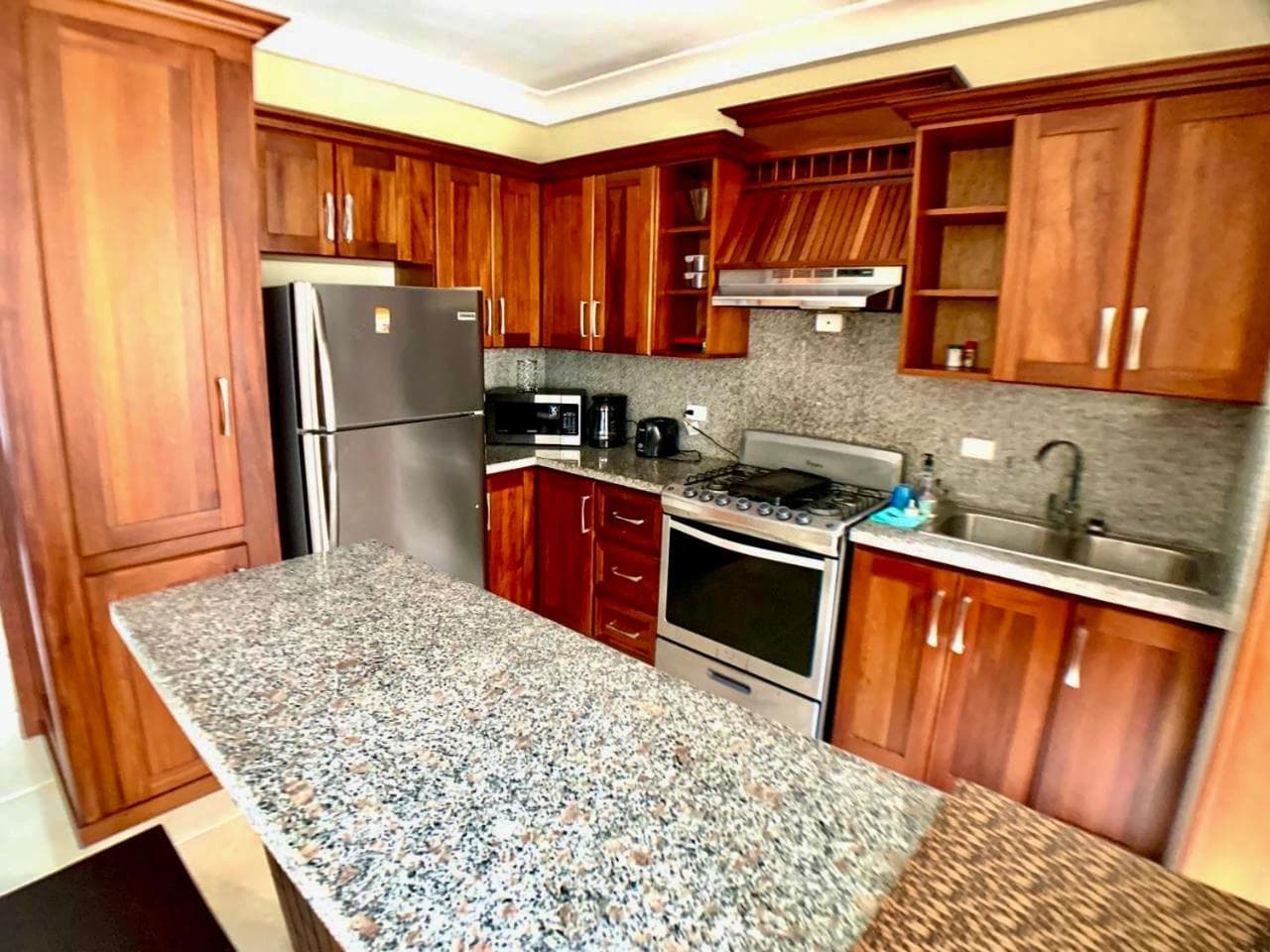 Radiant Realm Residence Free Parking BBQ Central los Corales — 5