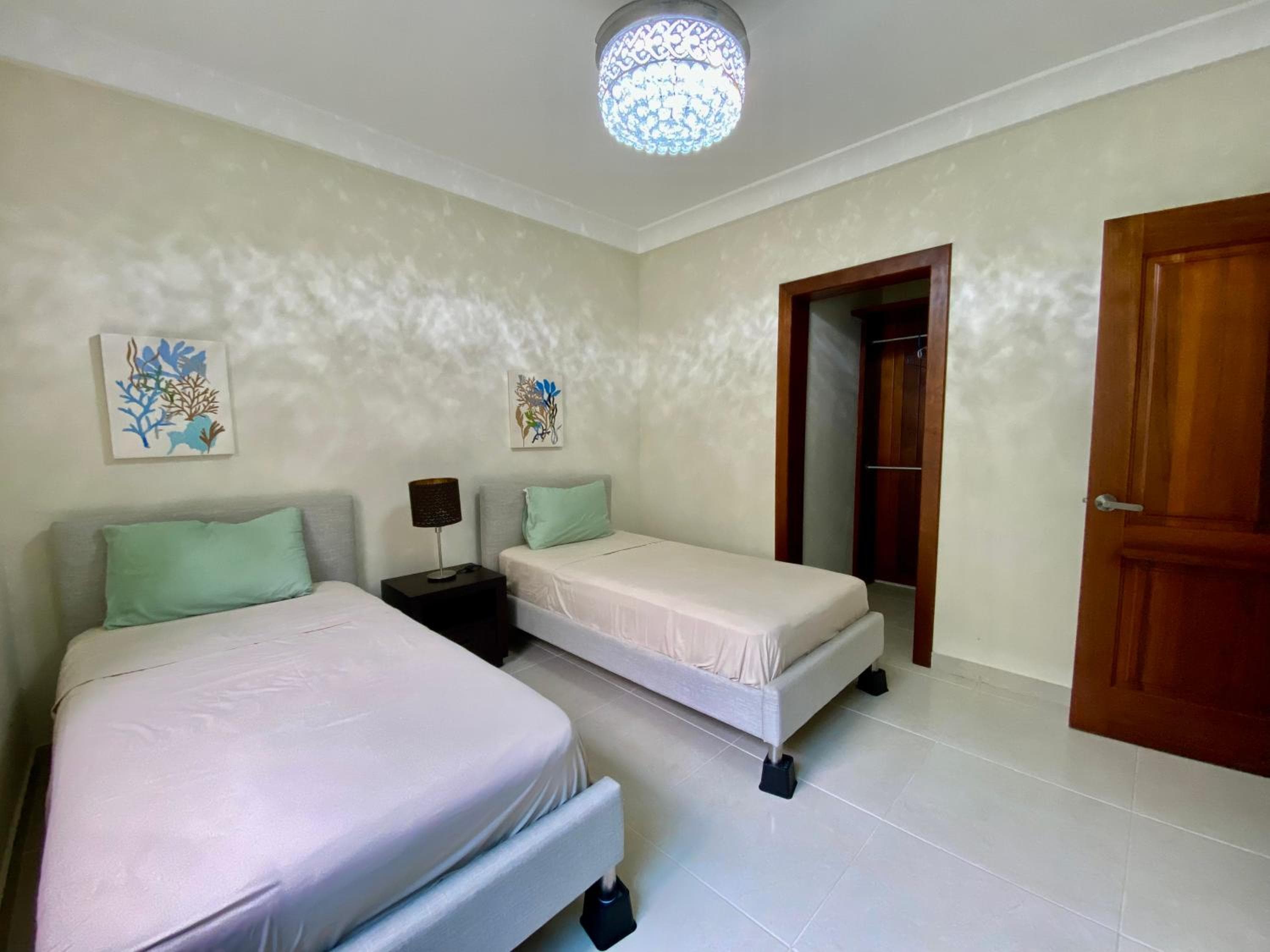 Radiant Realm Residence Free Parking BBQ Central los Corales — 20