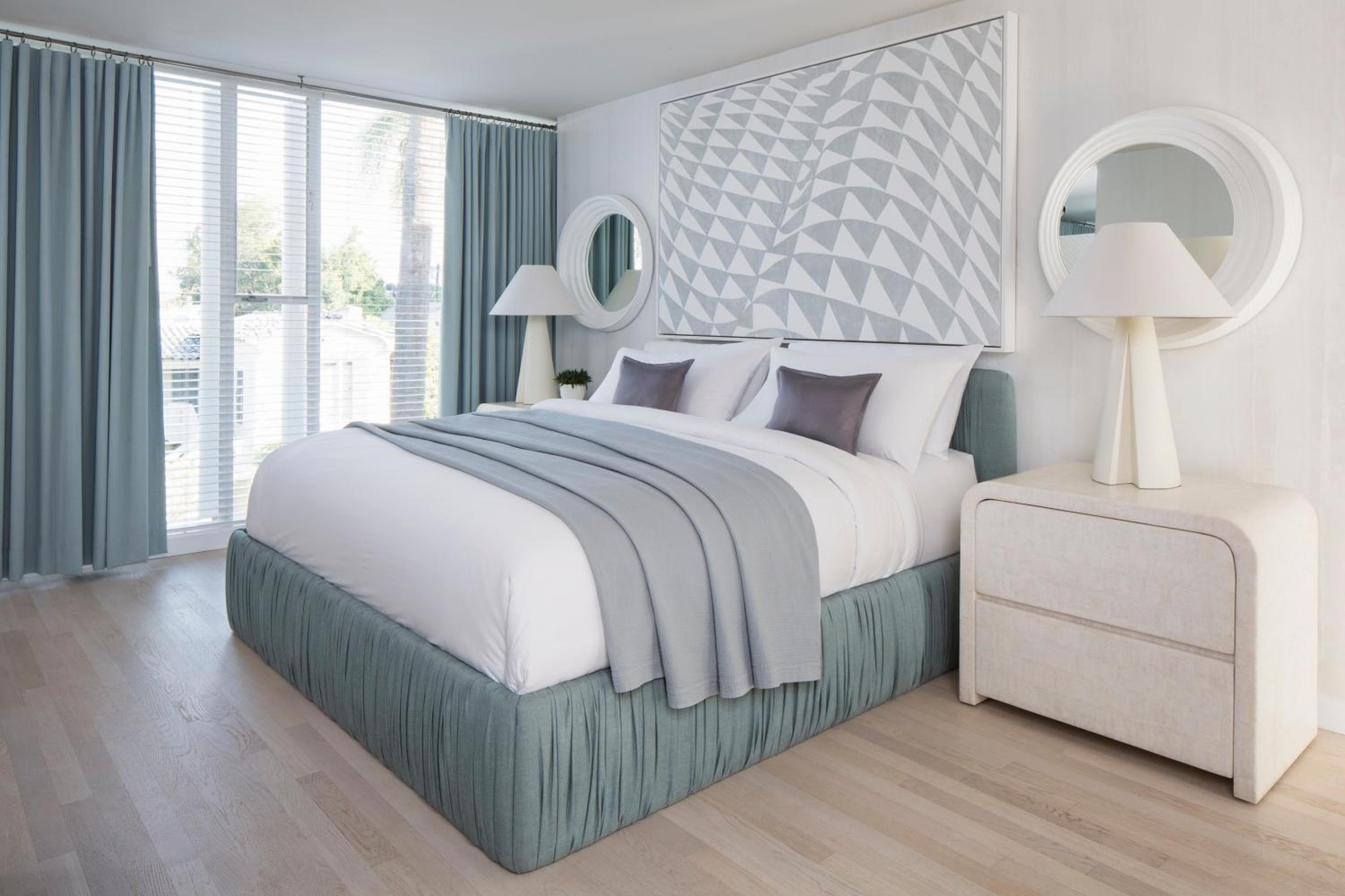 Avalon Hotel Beverly Hills, a Member of Design Hotels — 14