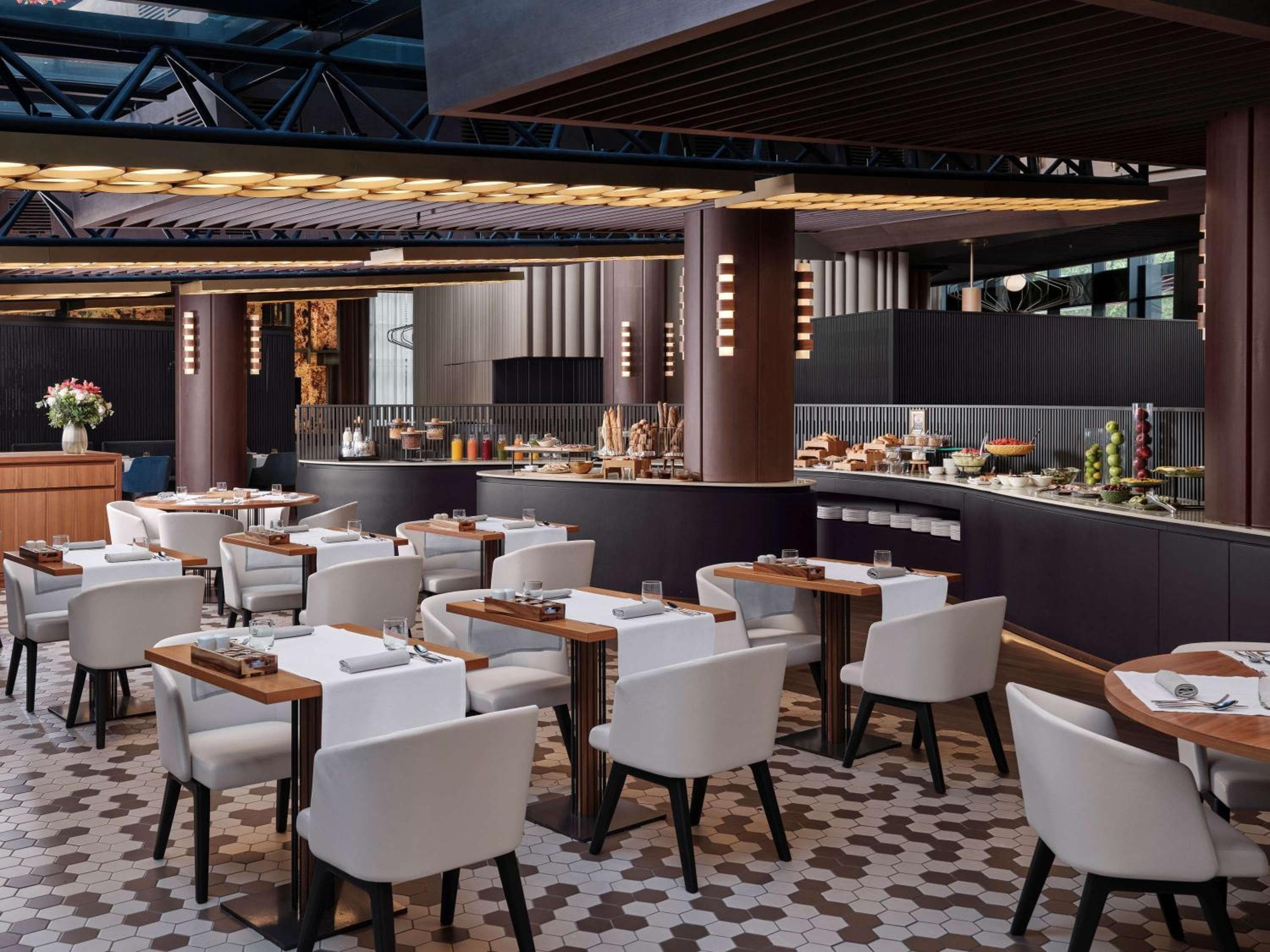 Sofitel Barcelona Skipper — 6